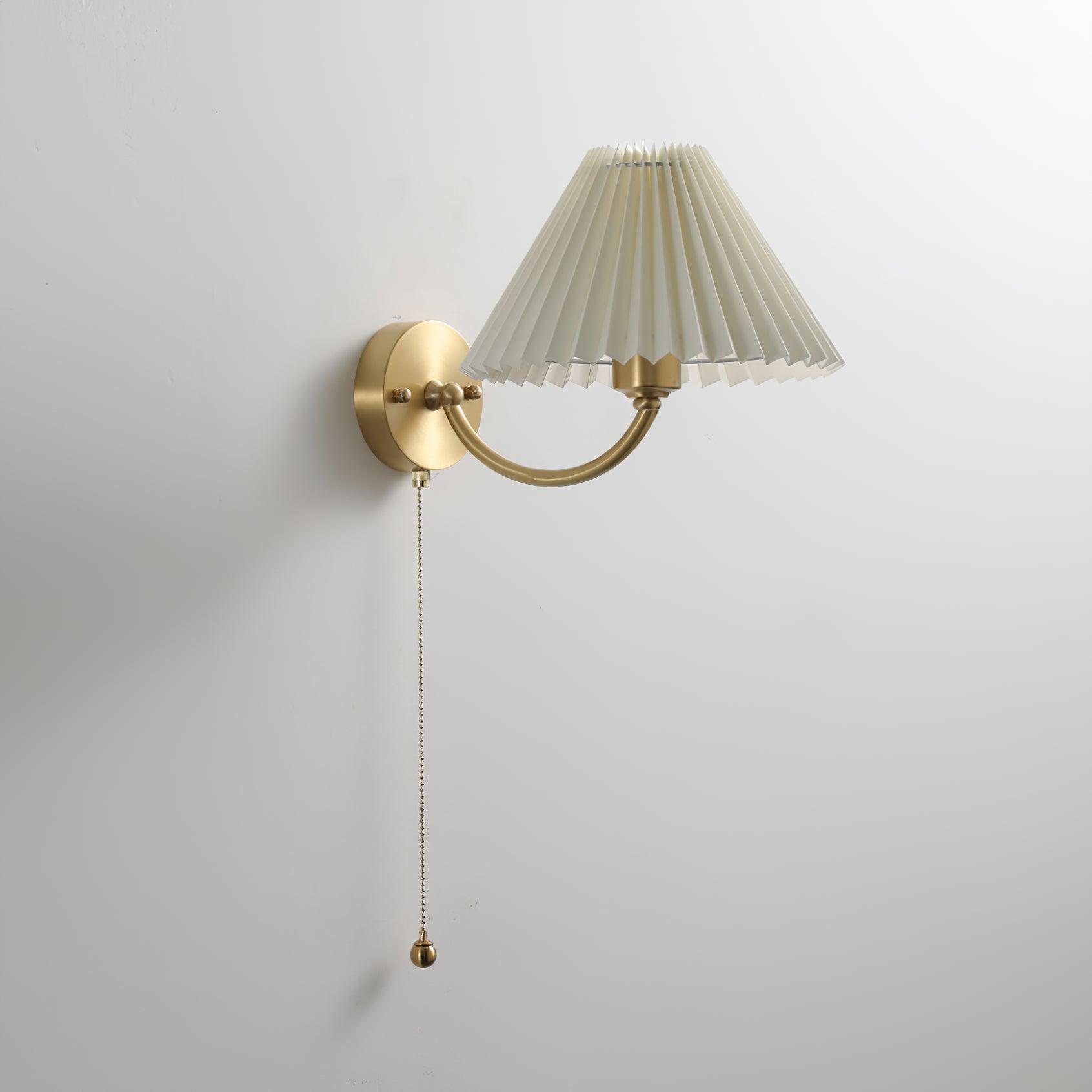 Dovrin Elegance Pleated Brass Fabric Wall Lamp-Neutral Decor