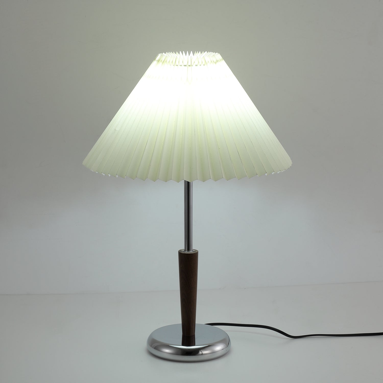 Aiden Modern Wood Table Lamp-Neutral Decor