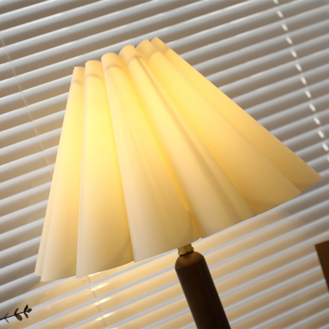 Plisse Pleated Wood Table Lamp-Neutral Decor