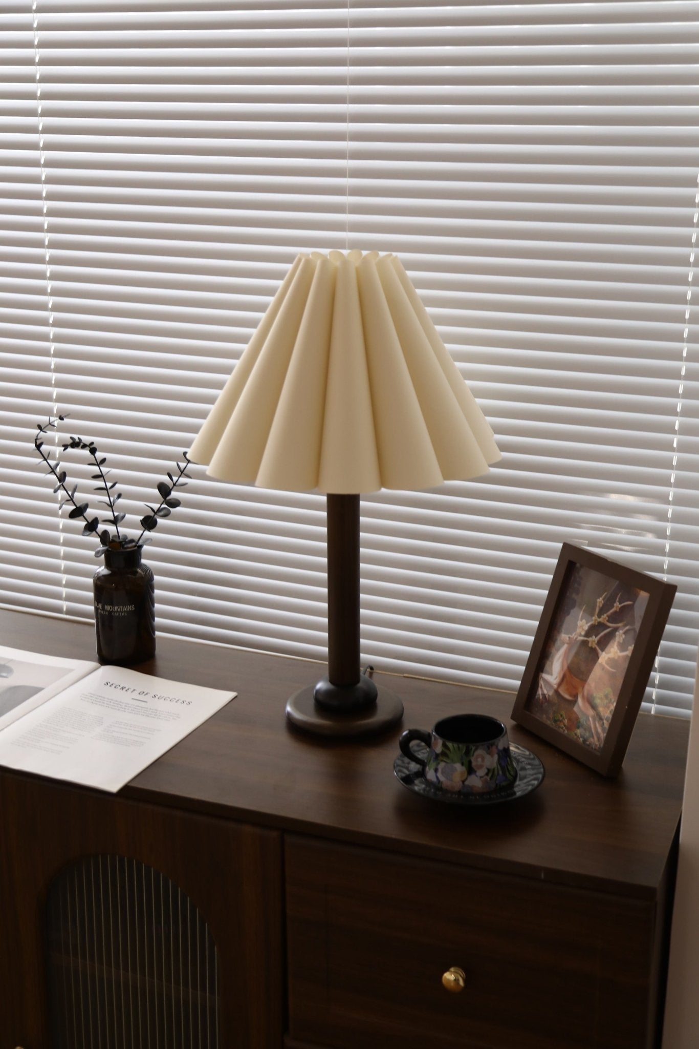 Plisse Pleated Wood Table Lamp-Neutral Decor