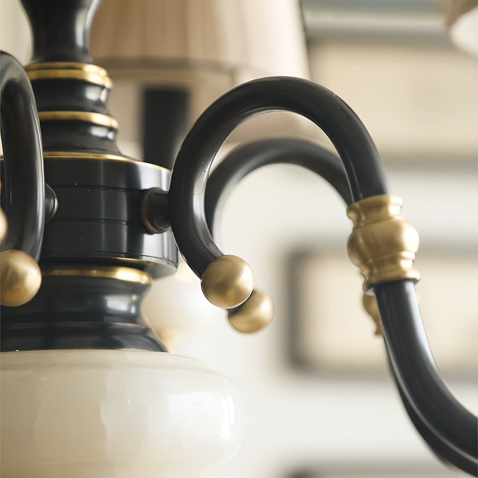 Ivenen Chandelier