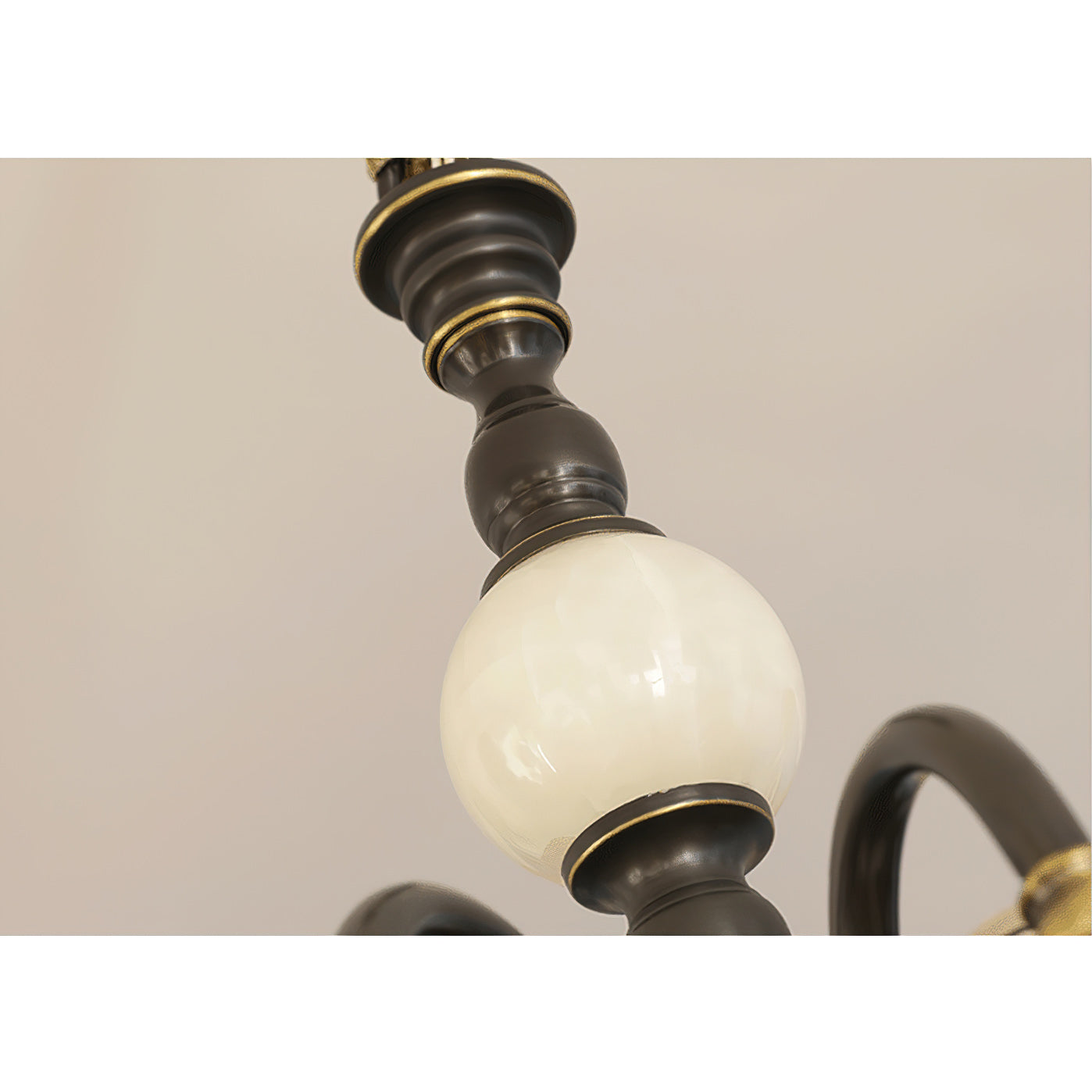 Ivenen Chandelier