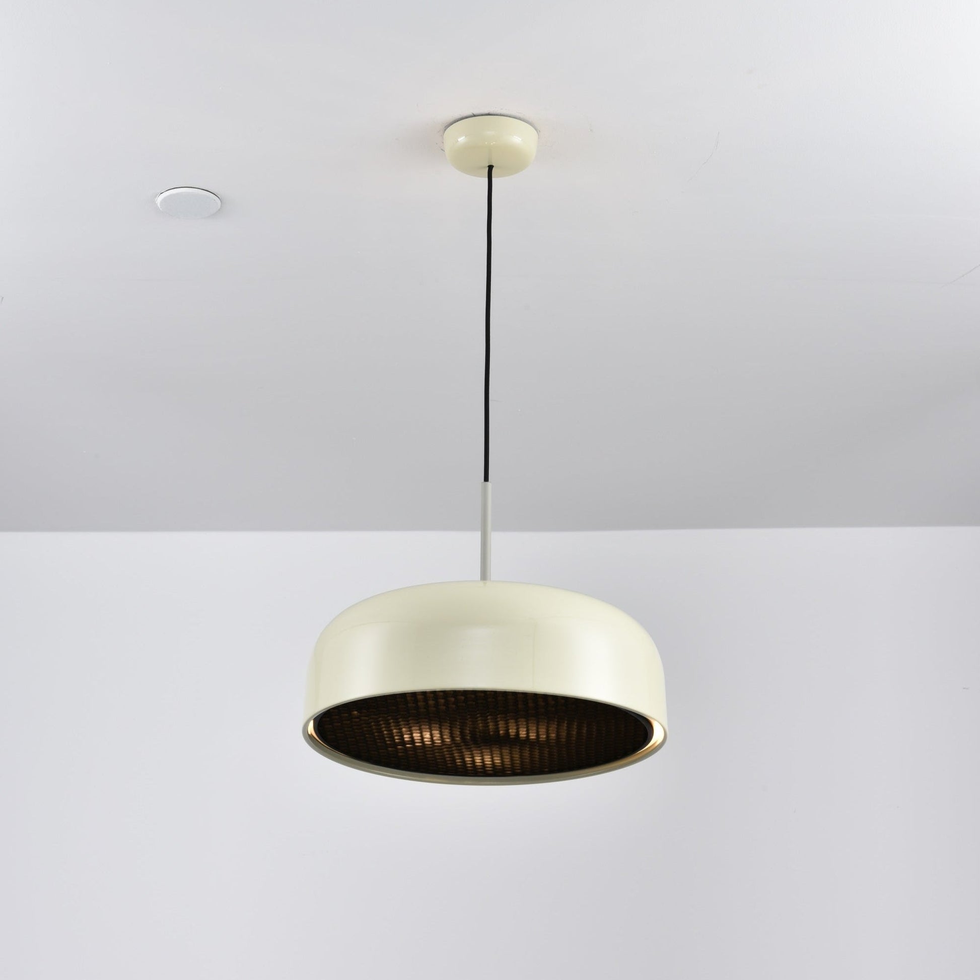 Wolvin Modern Minimalist Podgy Pendant Light-Neutral Decor