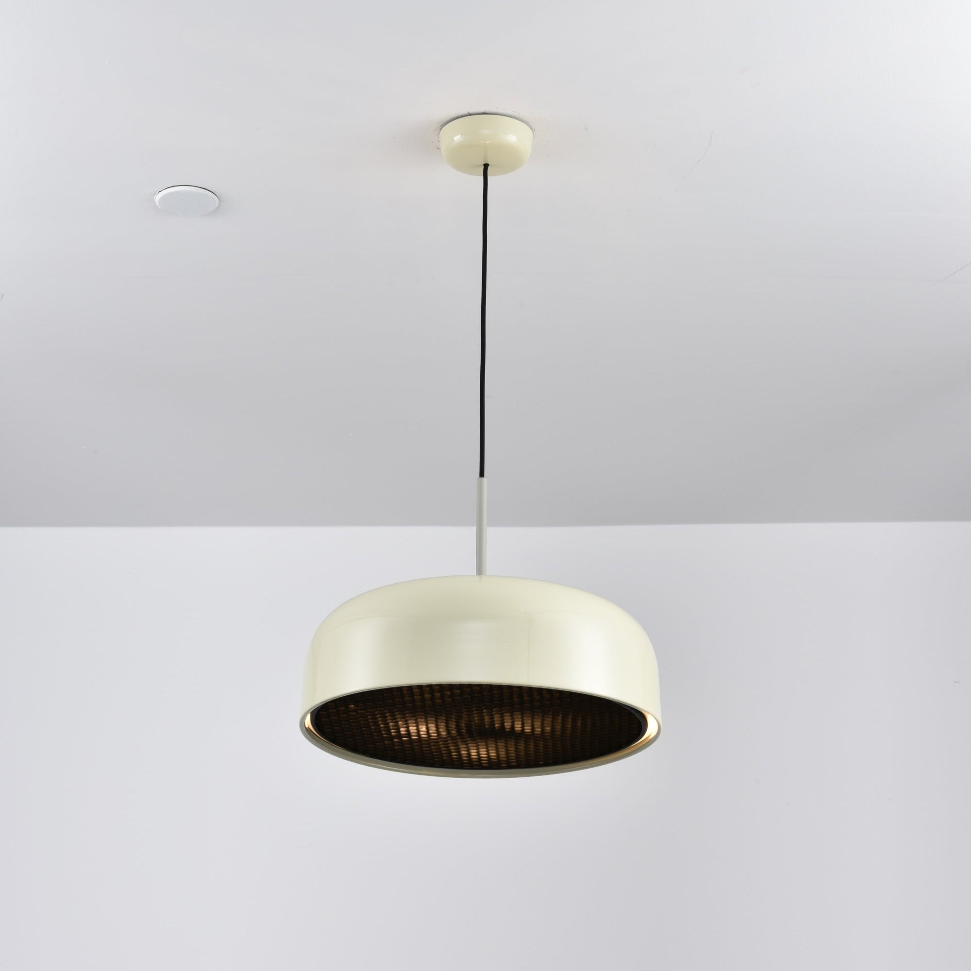Wolvin Modern Minimalist Podgy Pendant Light-Neutral Decor