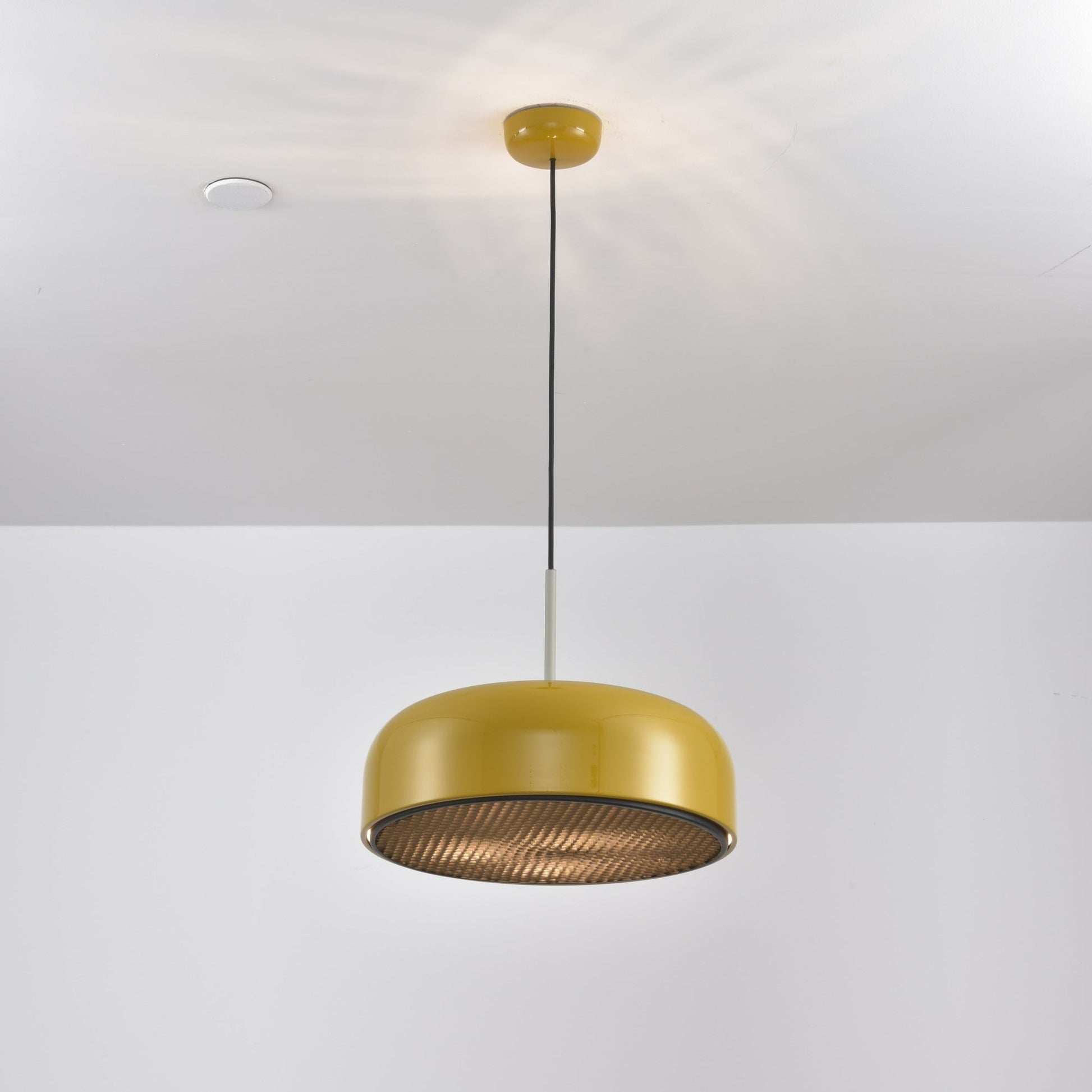 Wolvin Modern Minimalist Podgy Pendant Light-Neutral Decor
