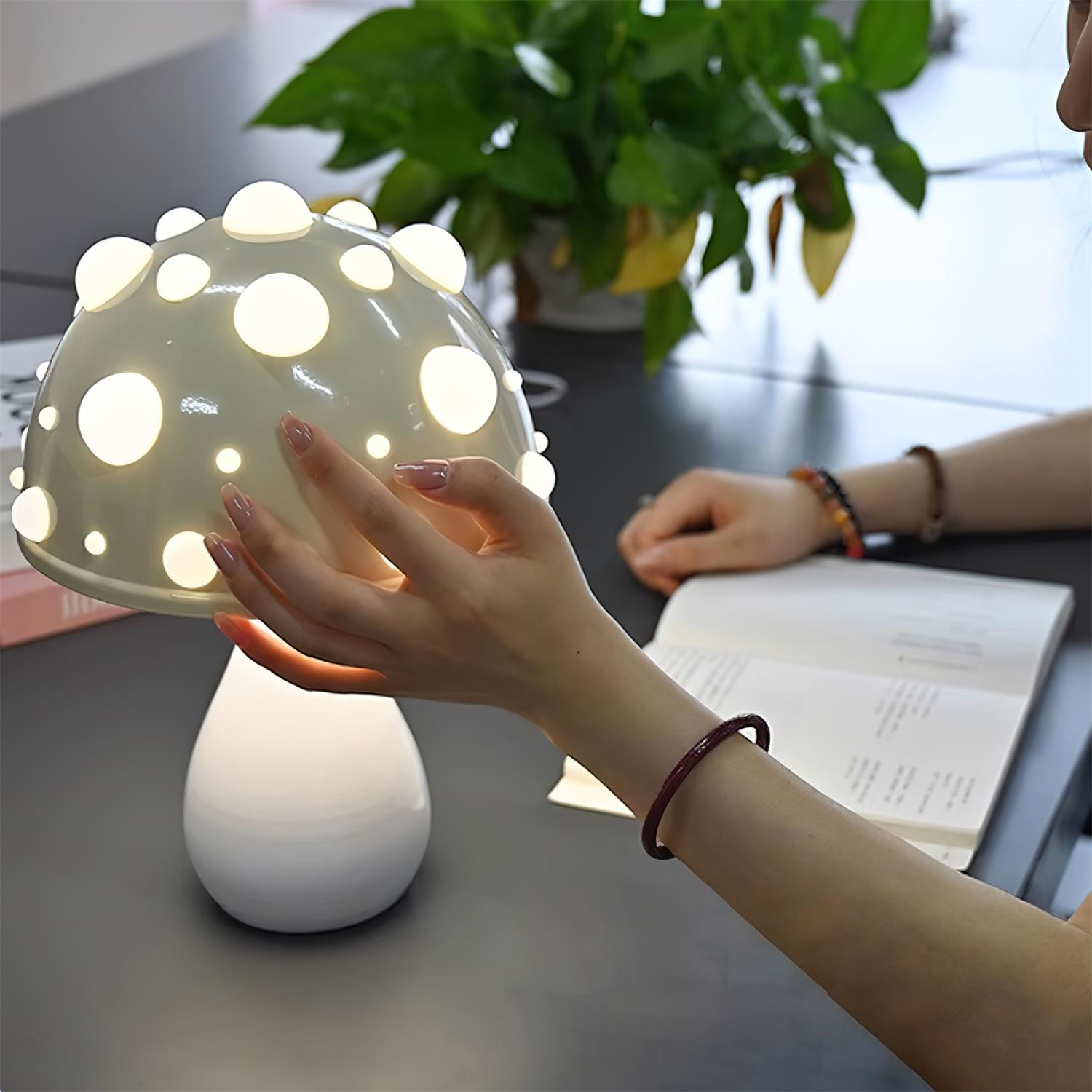 Liora Table Lamp