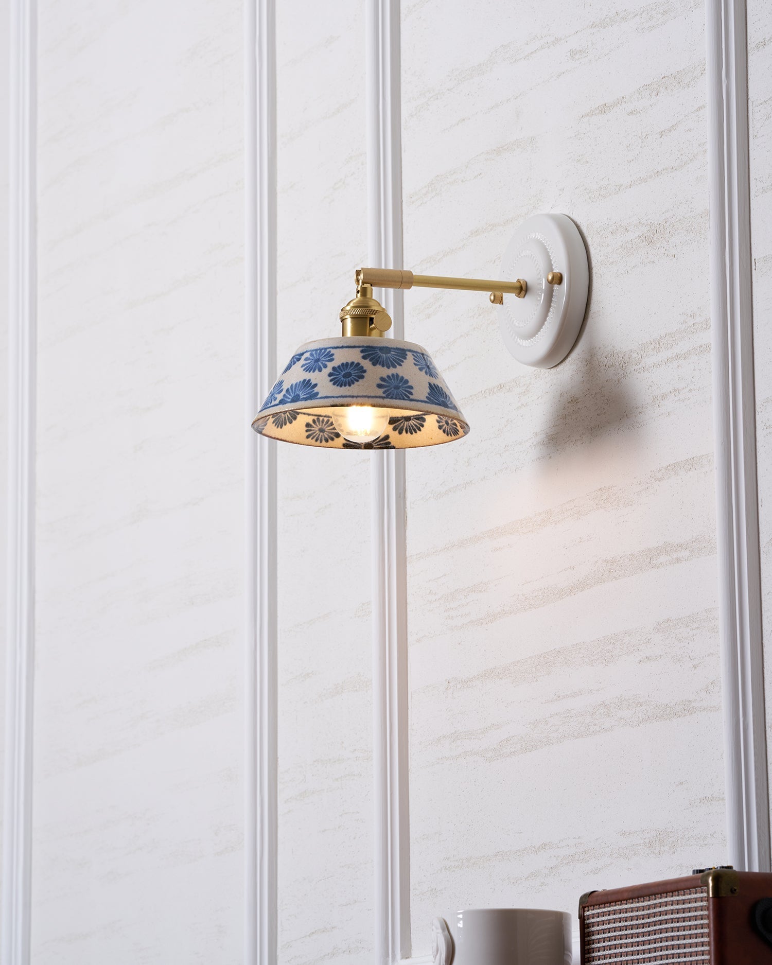 Lisette Wall Light