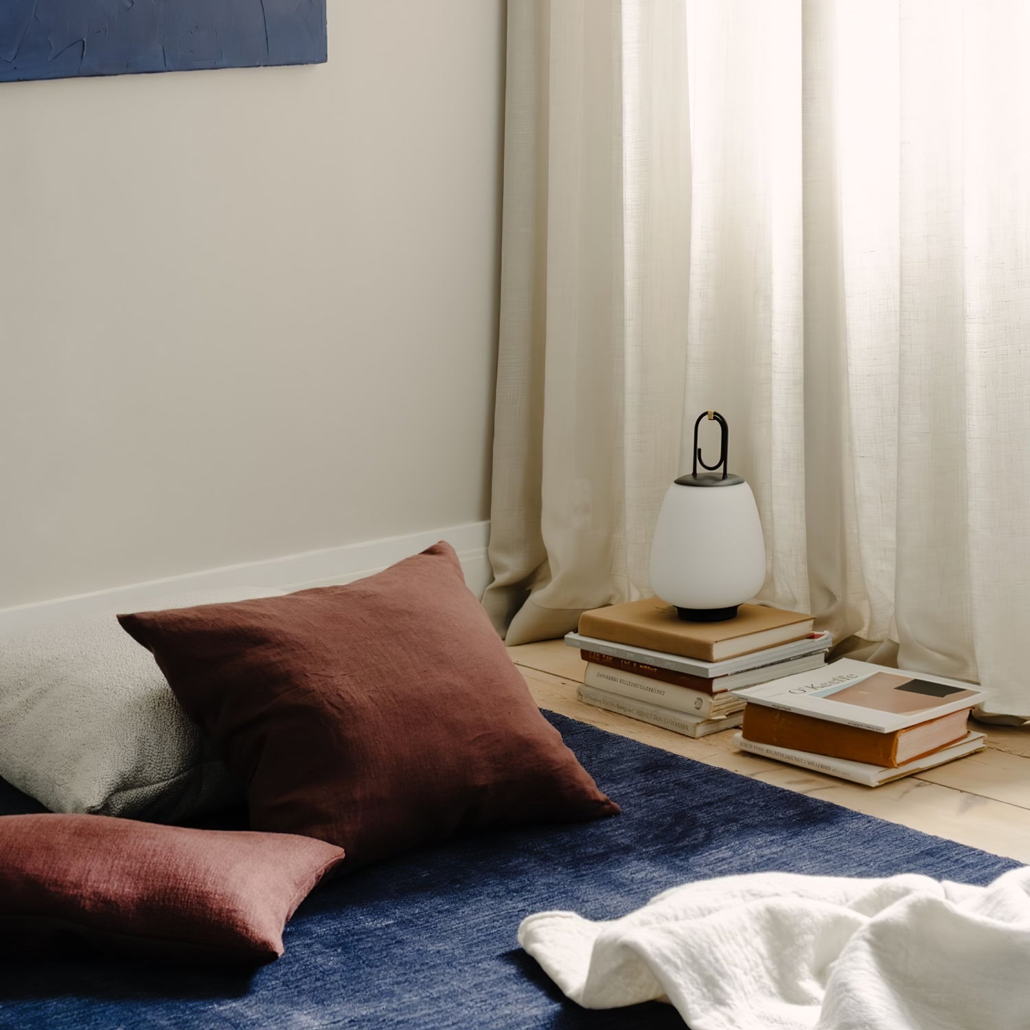 Olloril Contemporary Glass Table Lamp-Neutral Decor