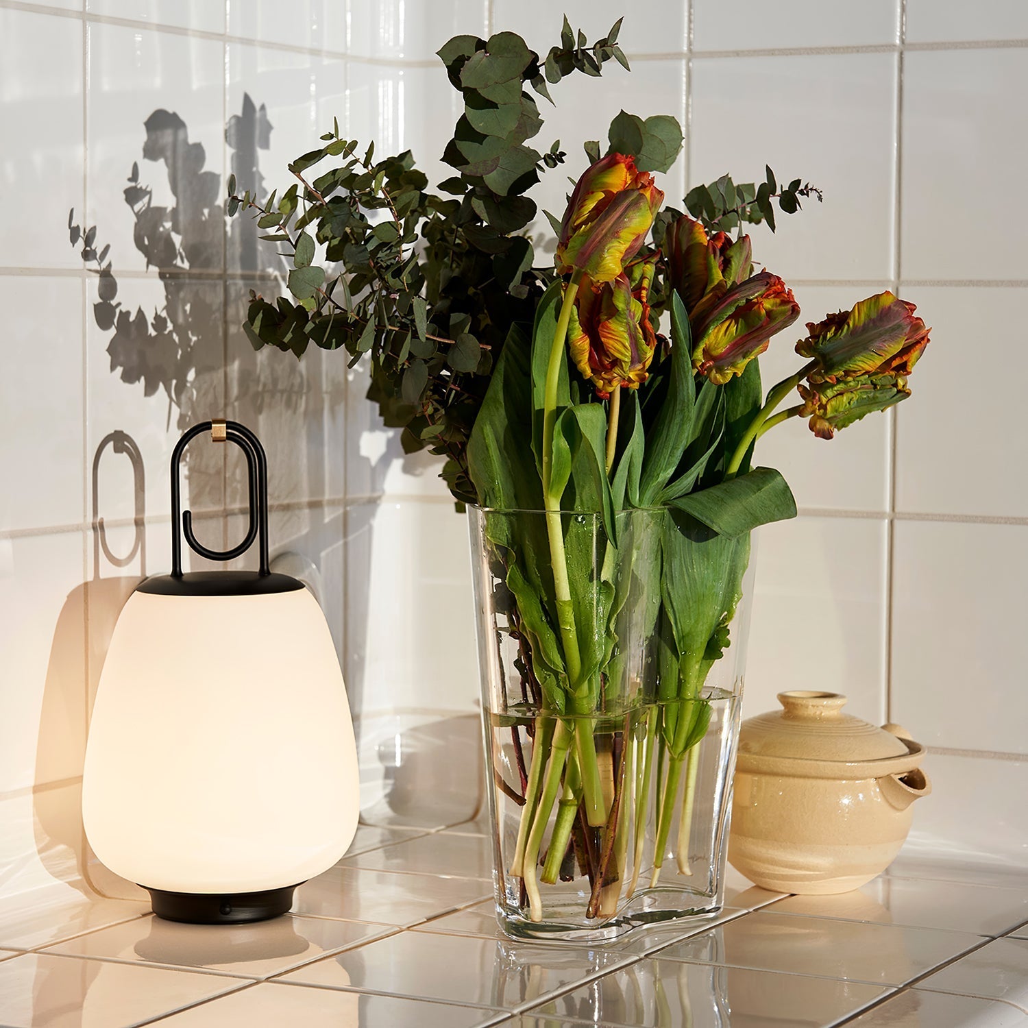 Olloril Contemporary Glass Table Lamp-Neutral Decor
