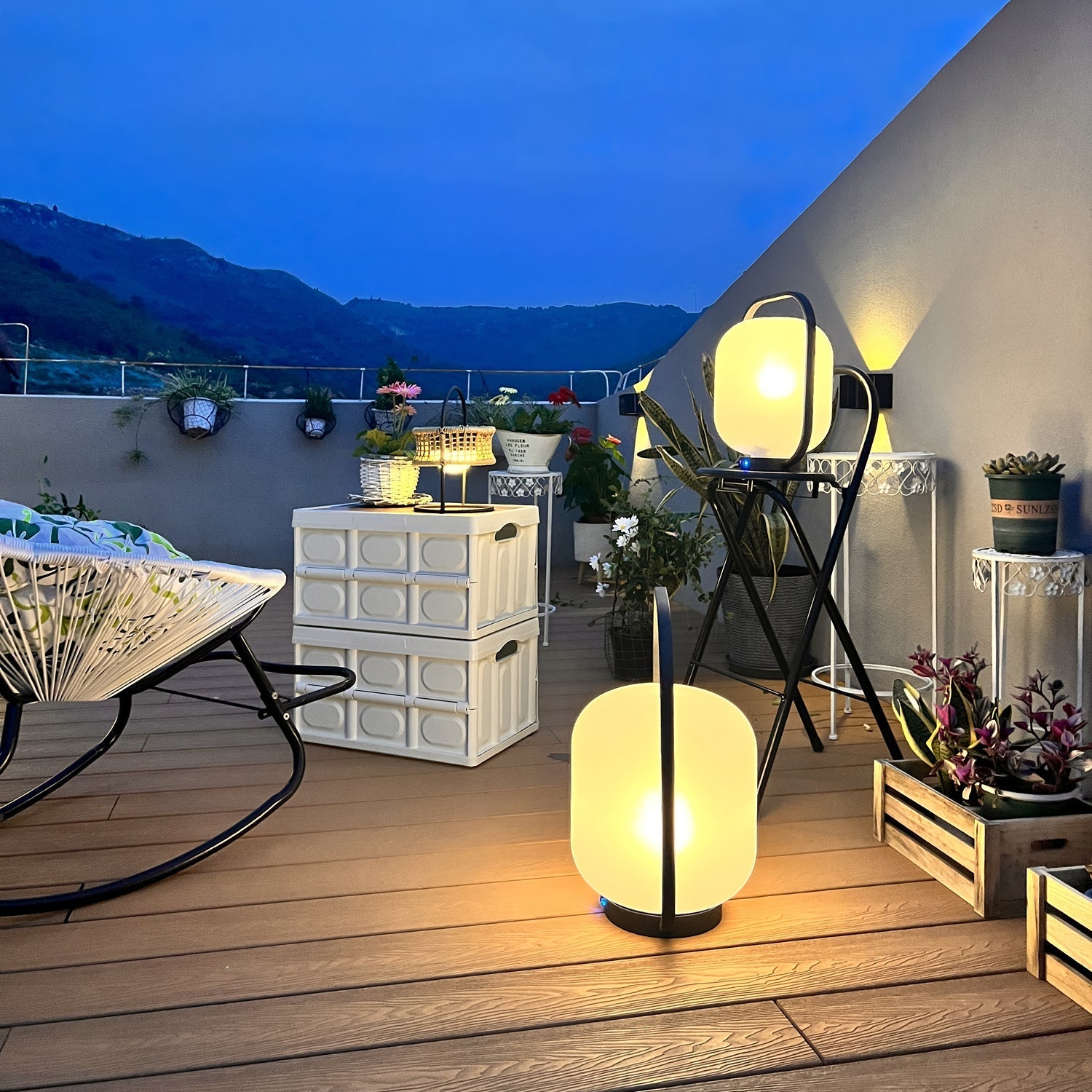Zelaeon Minimalist Glass Table Lamp-Neutral Decor