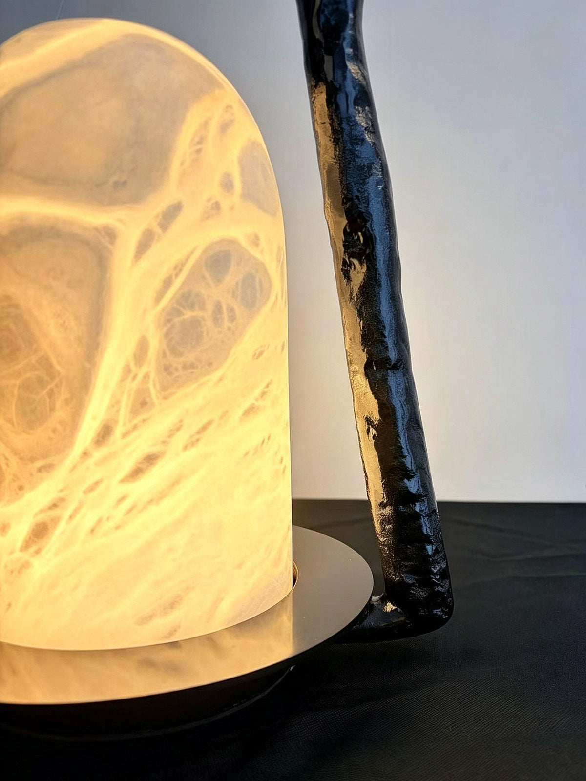 Kernmere Alabaster Table Lamp