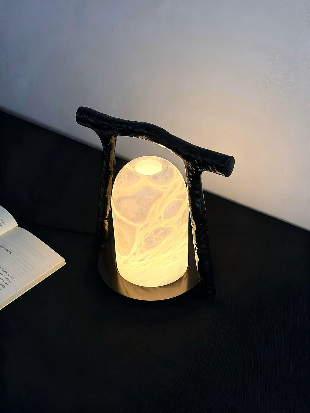 Kernmere Alabaster Table Lamp