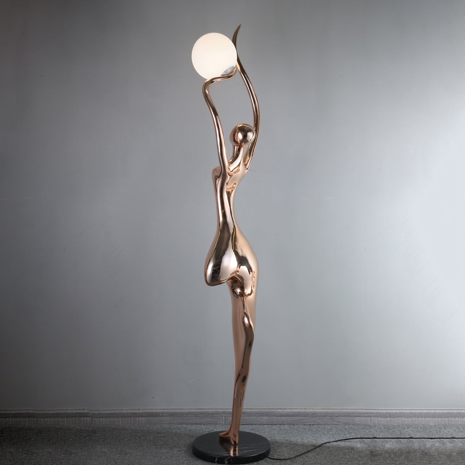Emiryra Golden Sculptural Floor Lamp-Neutral Decor