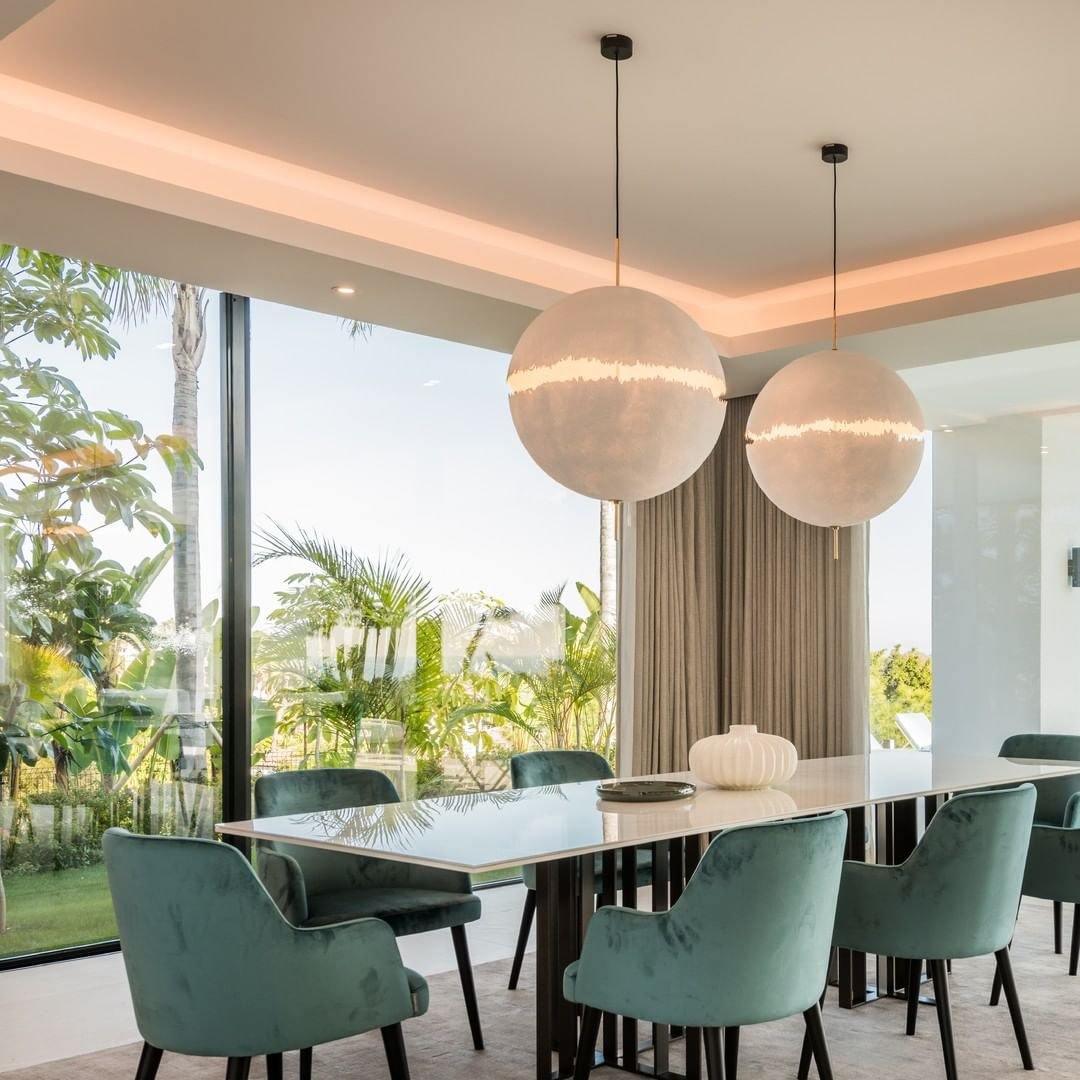 Sel Futuristic Pendant Lamp-Neutral Decor