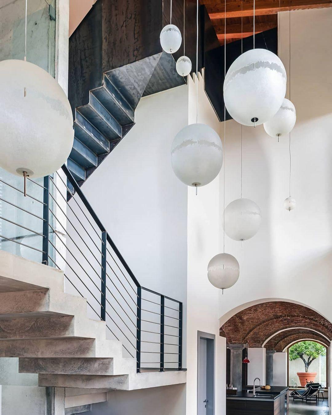 Sel Futuristic Pendant Lamp-Neutral Decor