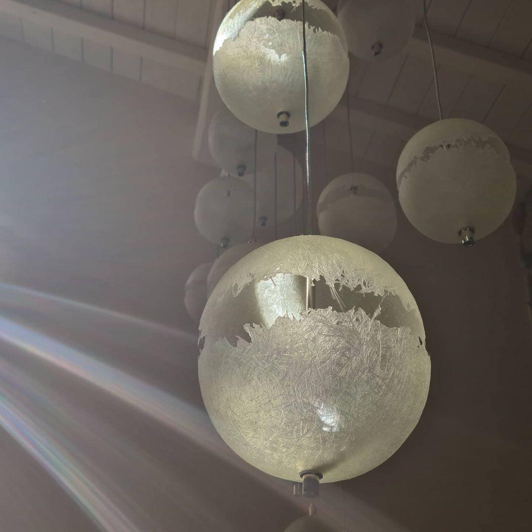 Sel Futuristic Pendant Lamp-Neutral Decor