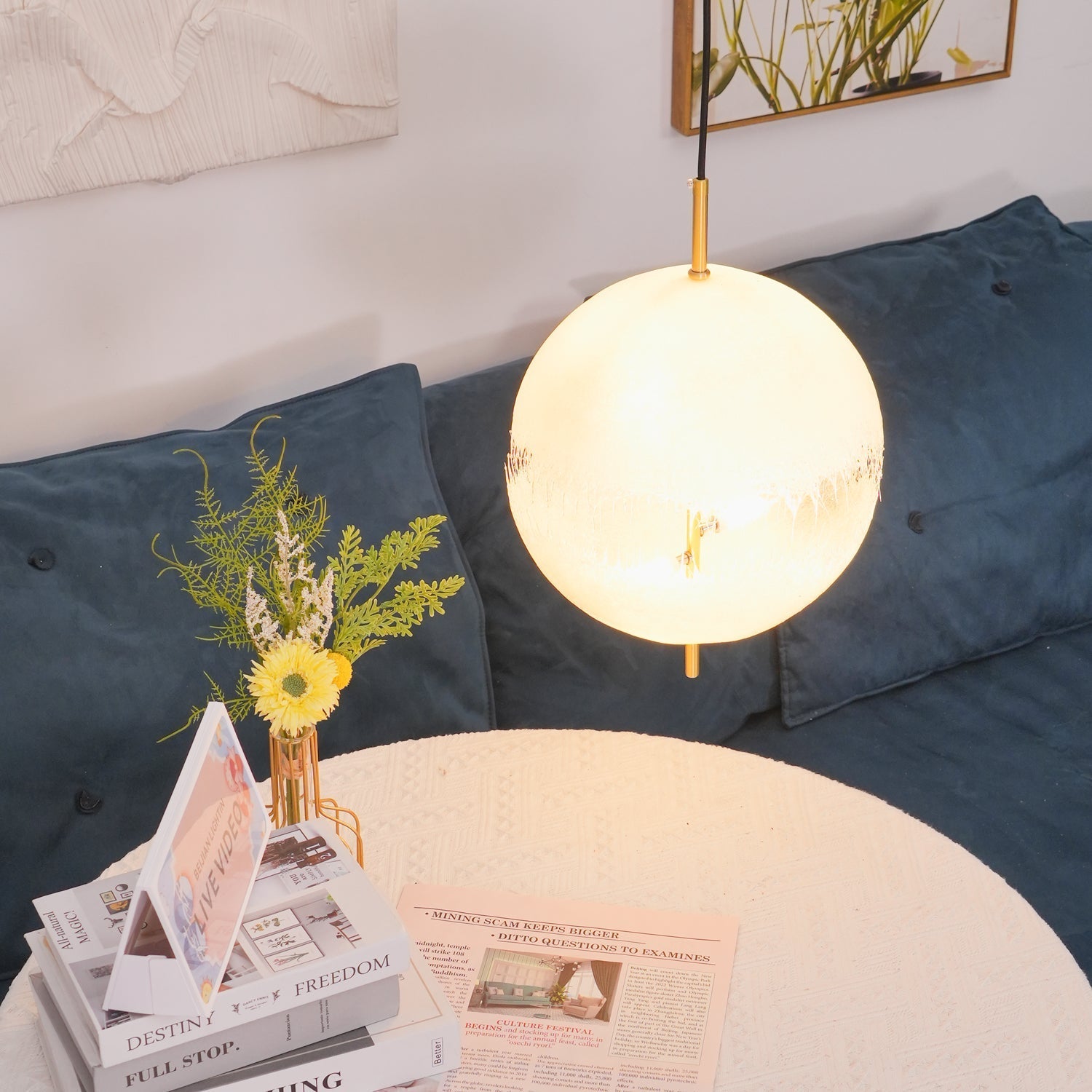 Sel Futuristic Pendant Lamp-Neutral Decor