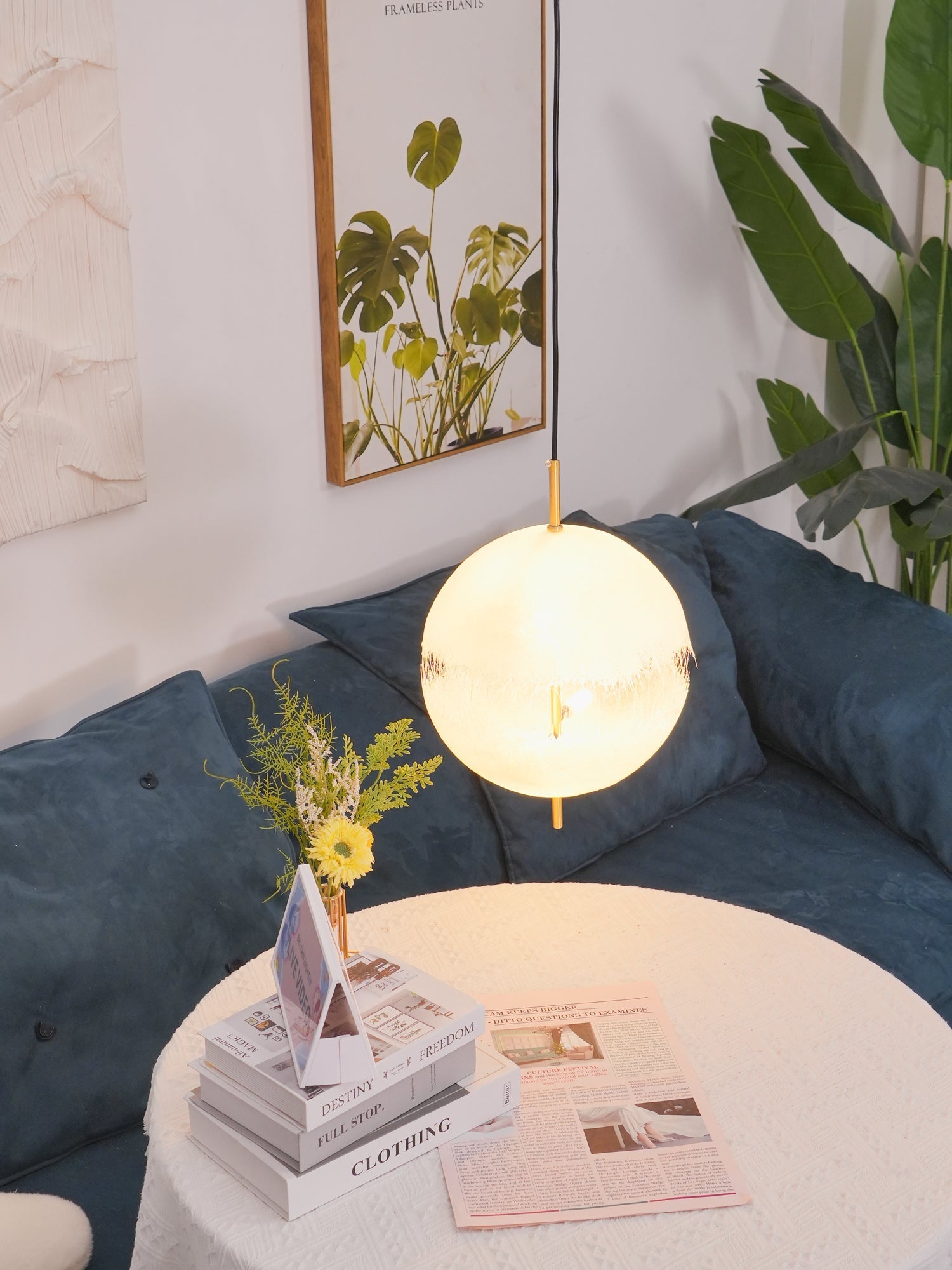 Sel Futuristic Pendant Lamp-Neutral Decor