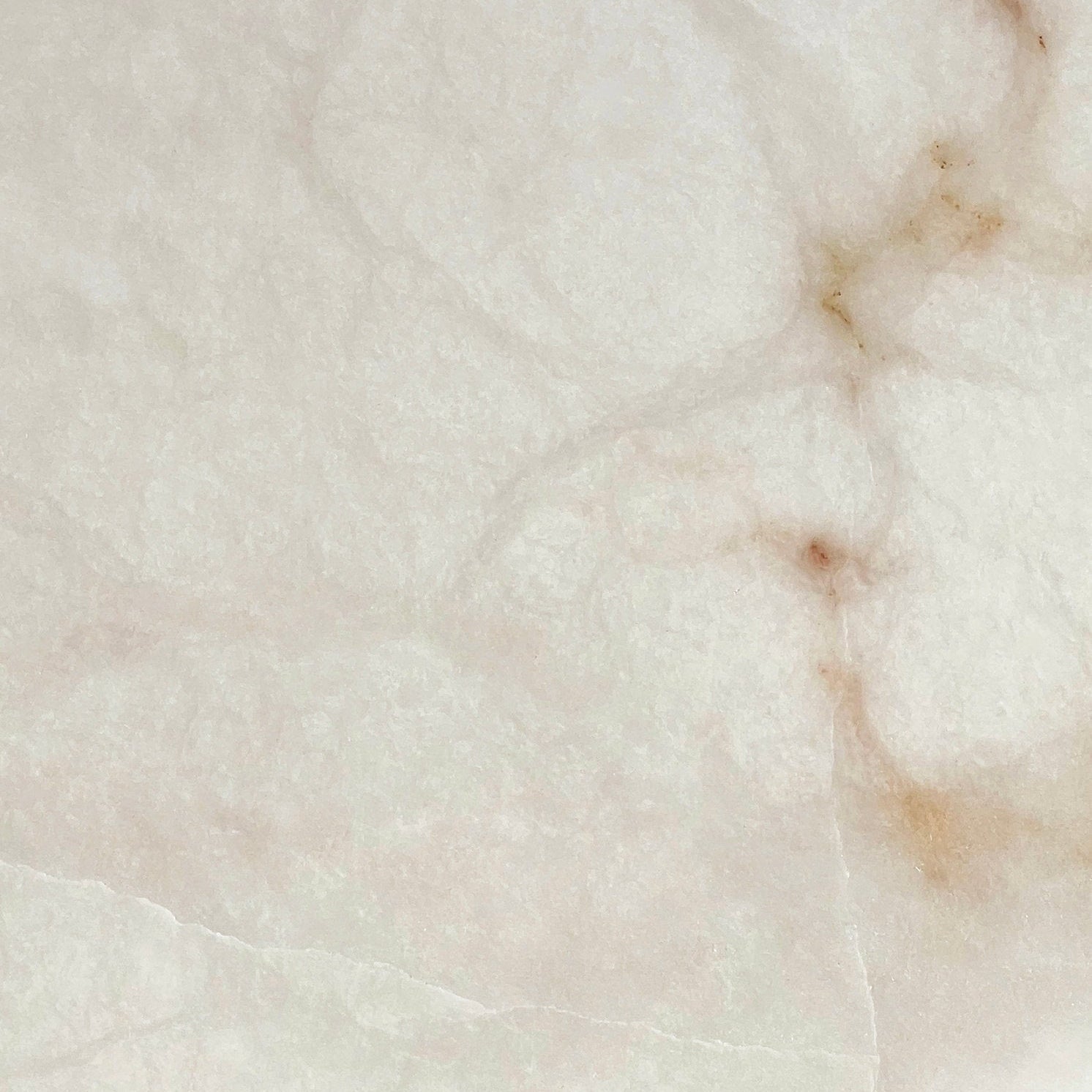 Lumi Alabaster Wall Lamp