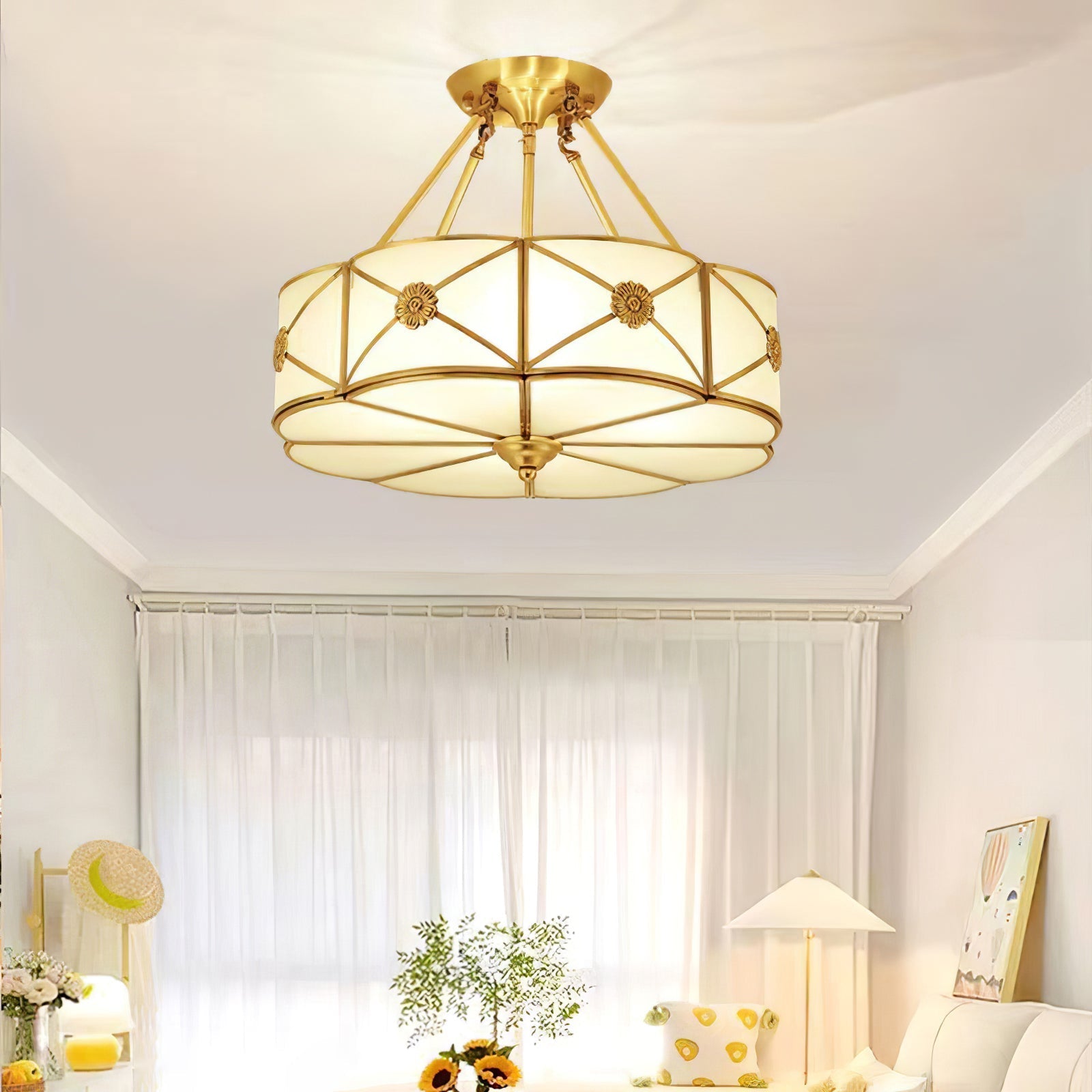 Vocor Ceiling Lamp Brass Scalloped Frosted Classic-Neutral Decor