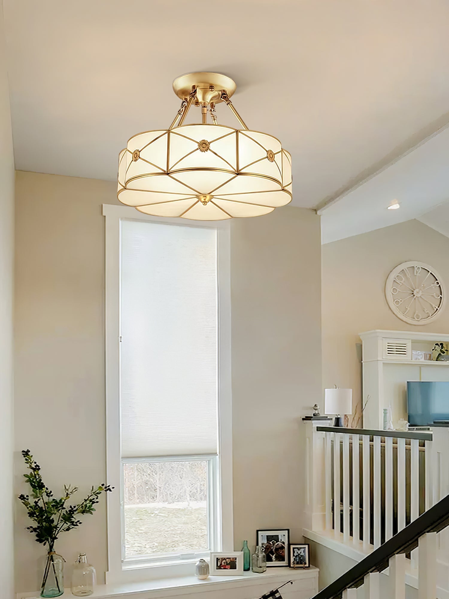 Vocor Ceiling Lamp Brass Scalloped Frosted Classic-Neutral Decor
