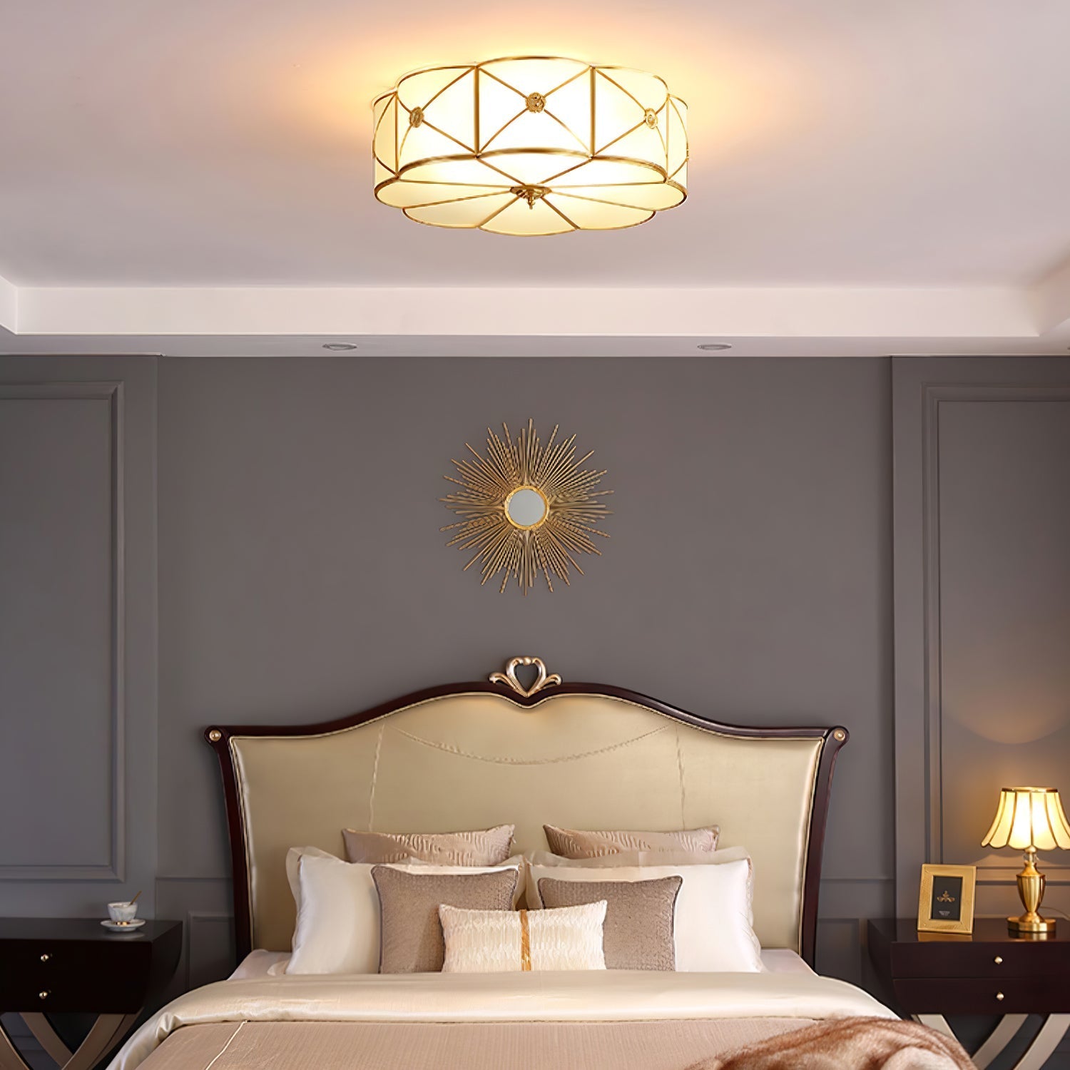 Vocor Ceiling Lamp Brass Scalloped Frosted Classic-Neutral Decor
