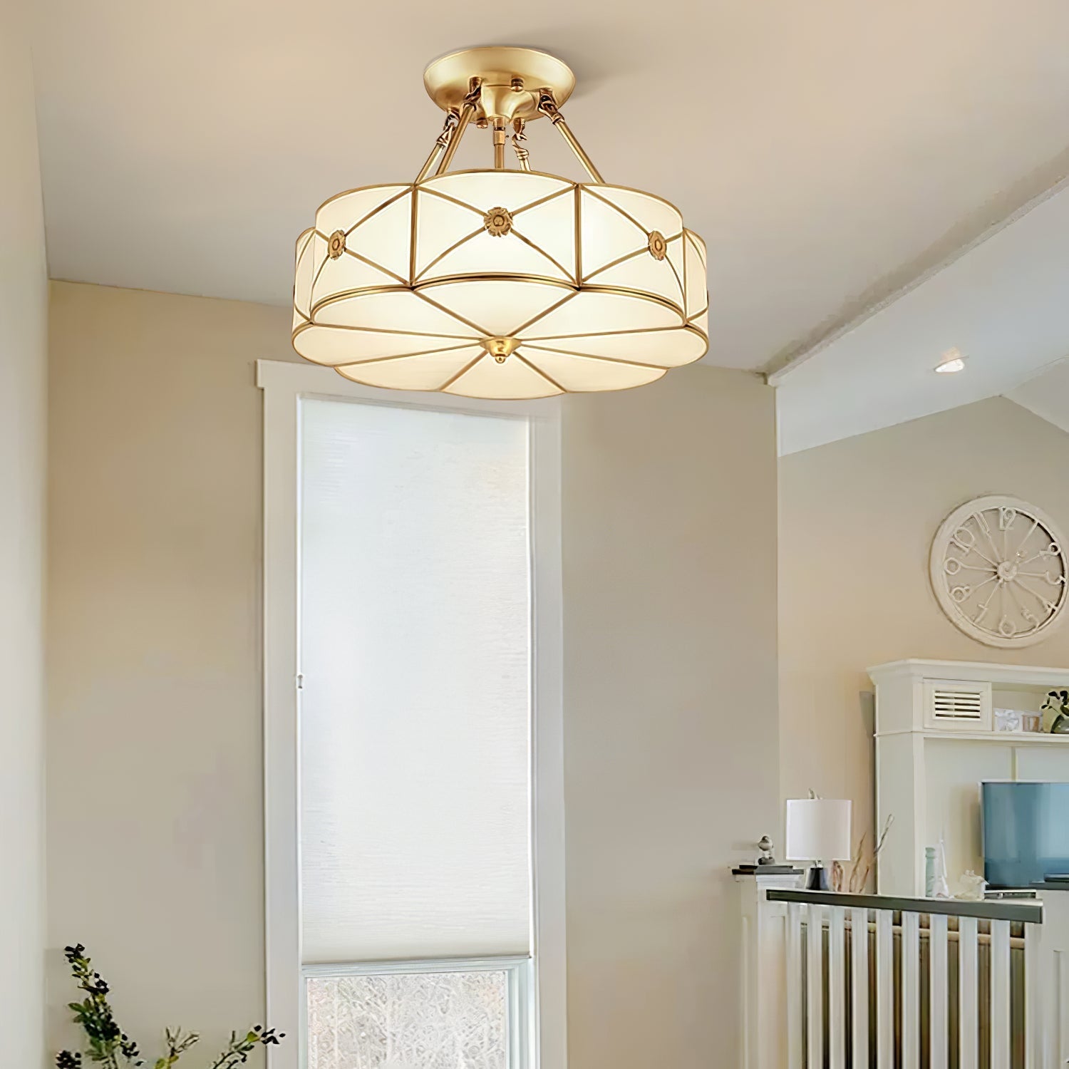 Vocor Ceiling Lamp Brass Scalloped Frosted Classic-Neutral Decor