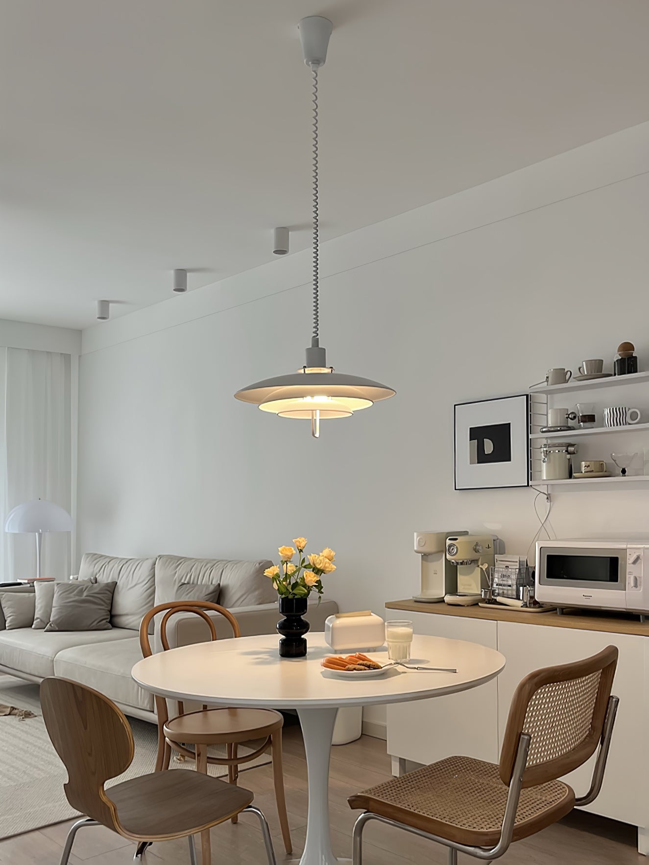 Divor Aluminum Glam Pendant Lamp-Neutral Decor
