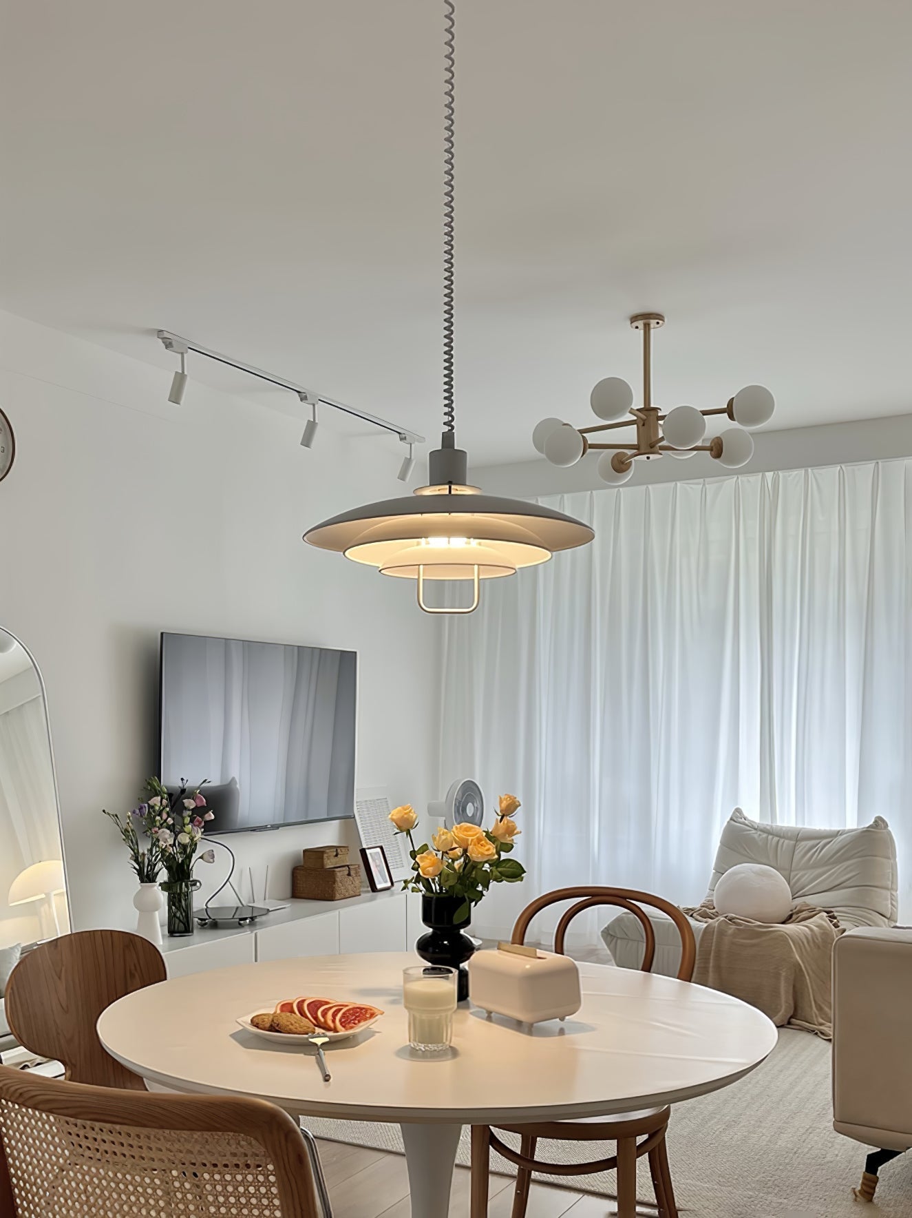 Divor Aluminum Glam Pendant Lamp-Neutral Decor