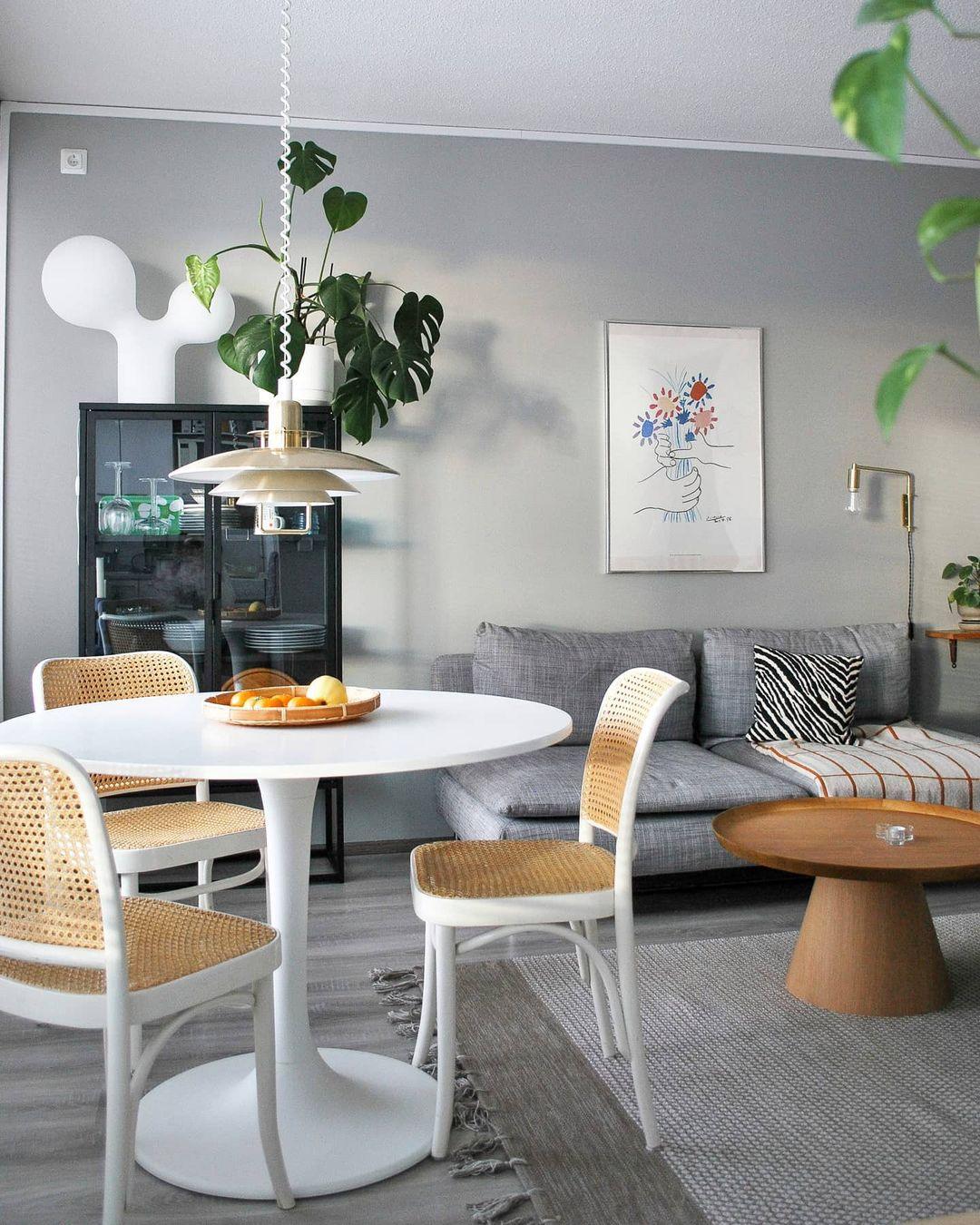 Divor Aluminum Glam Pendant Lamp-Neutral Decor