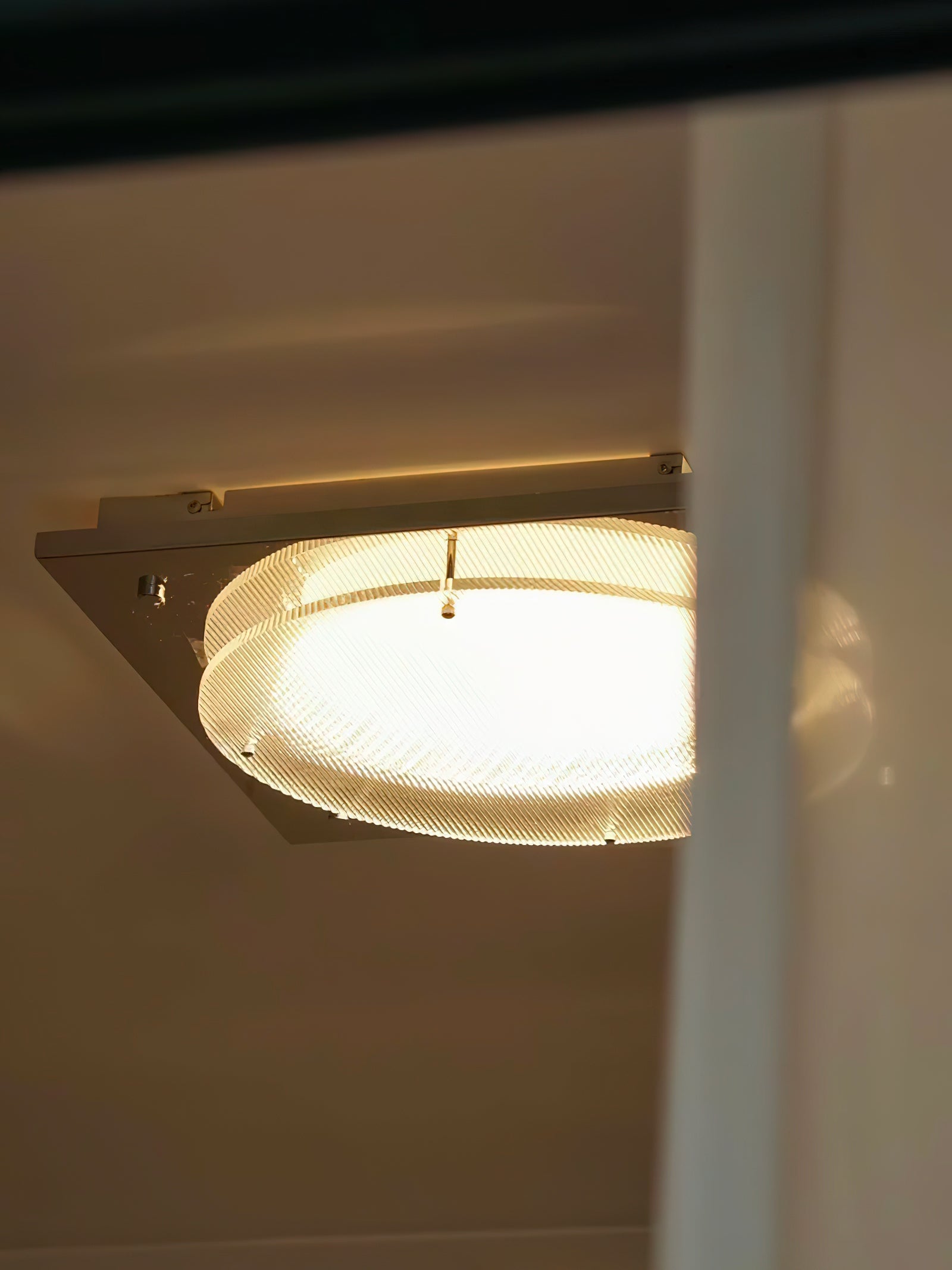Isolora Nordic Art Shield Sconce Wall lamp-Neutral Decor