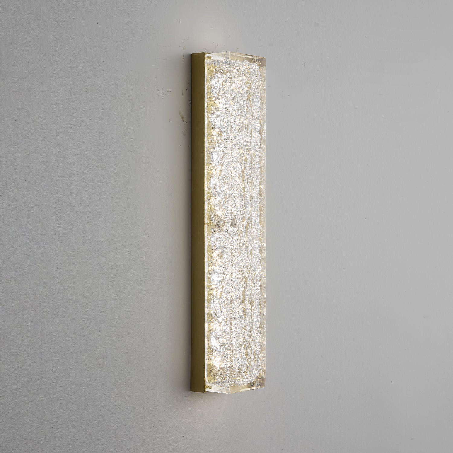 Mavi Prismatic Rectangle Resin Wall Lamp-Neutral Decor