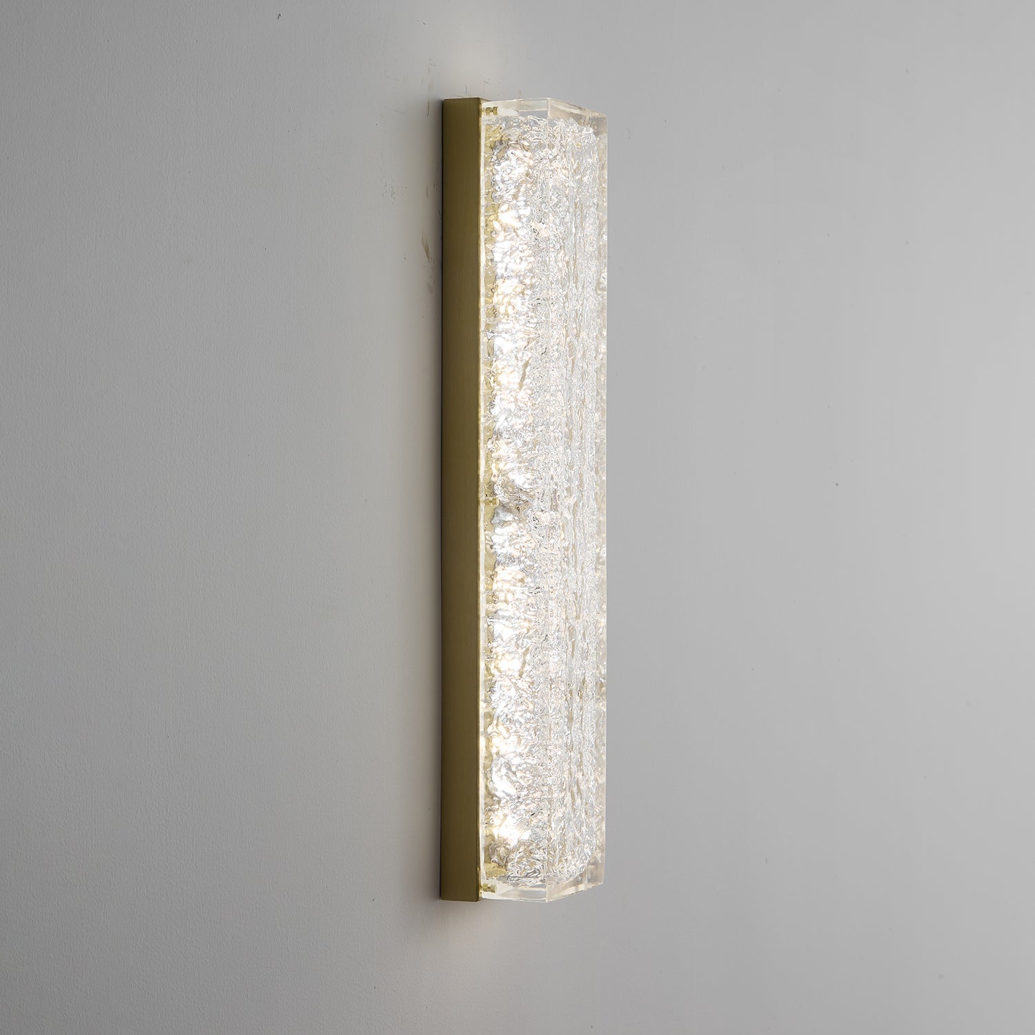 Mavi Prismatic Rectangle Resin Wall Lamp-Neutral Decor
