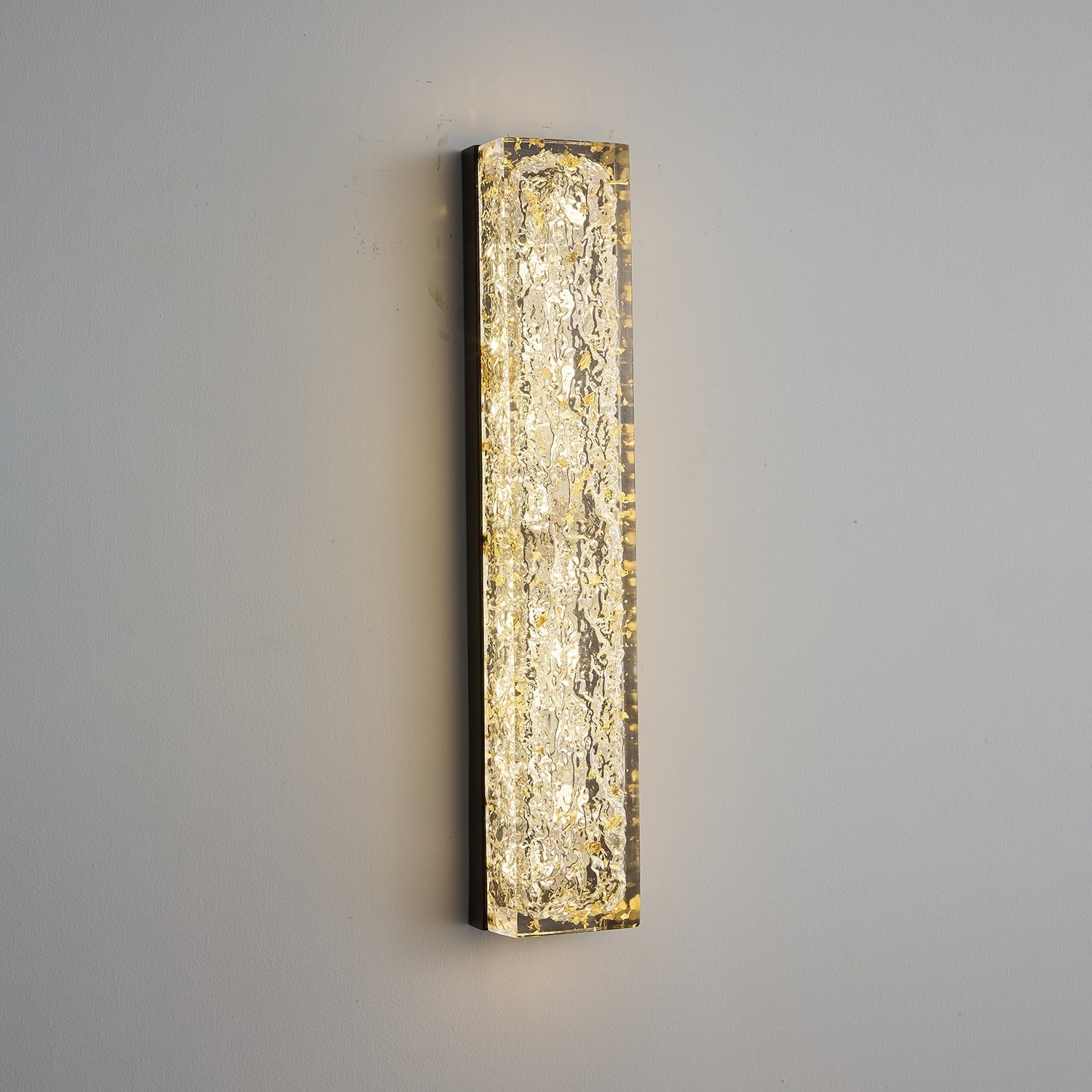 Mavi Prismatic Rectangle Resin Wall Lamp-Neutral Decor