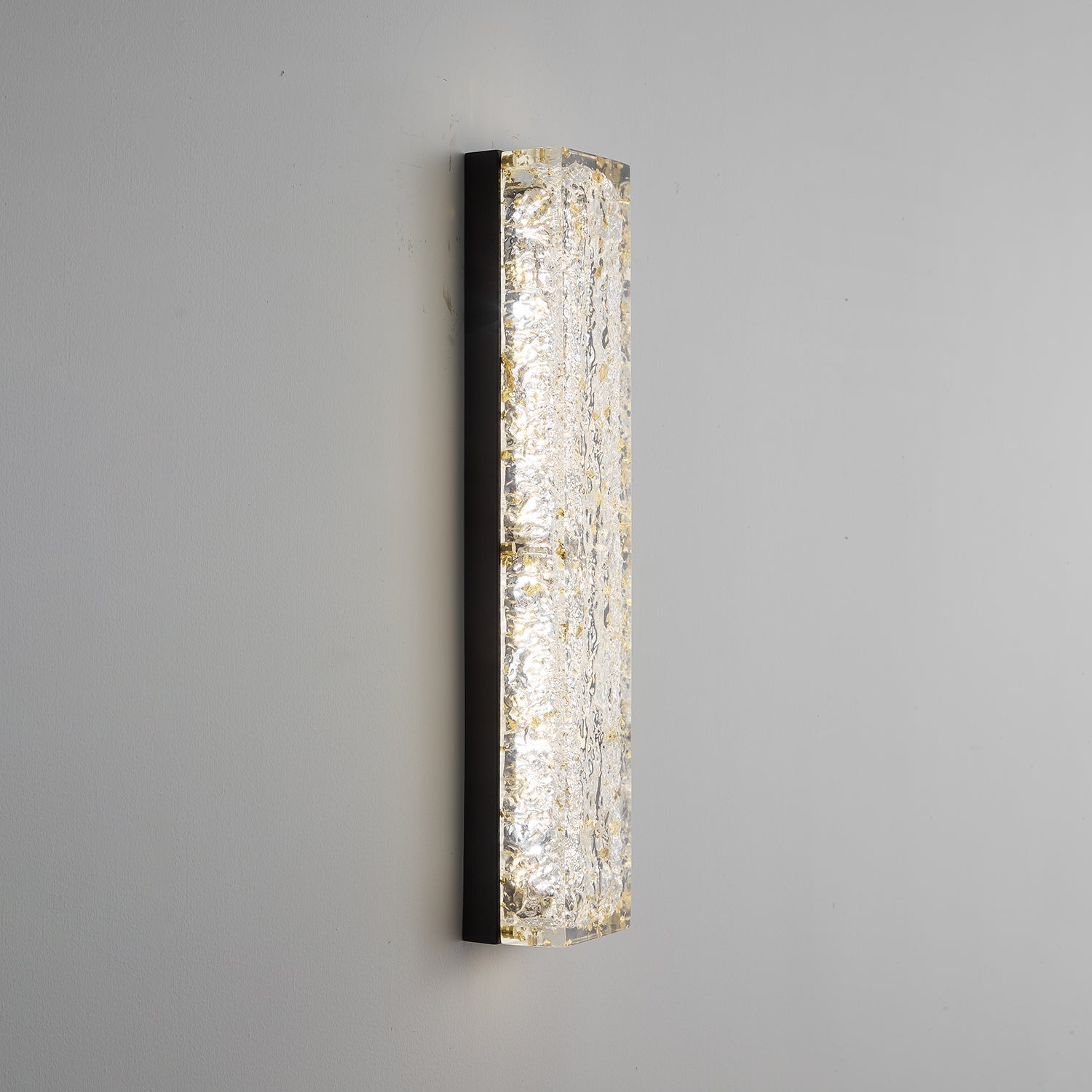 Mavi Prismatic Rectangle Resin Wall Lamp-Neutral Decor