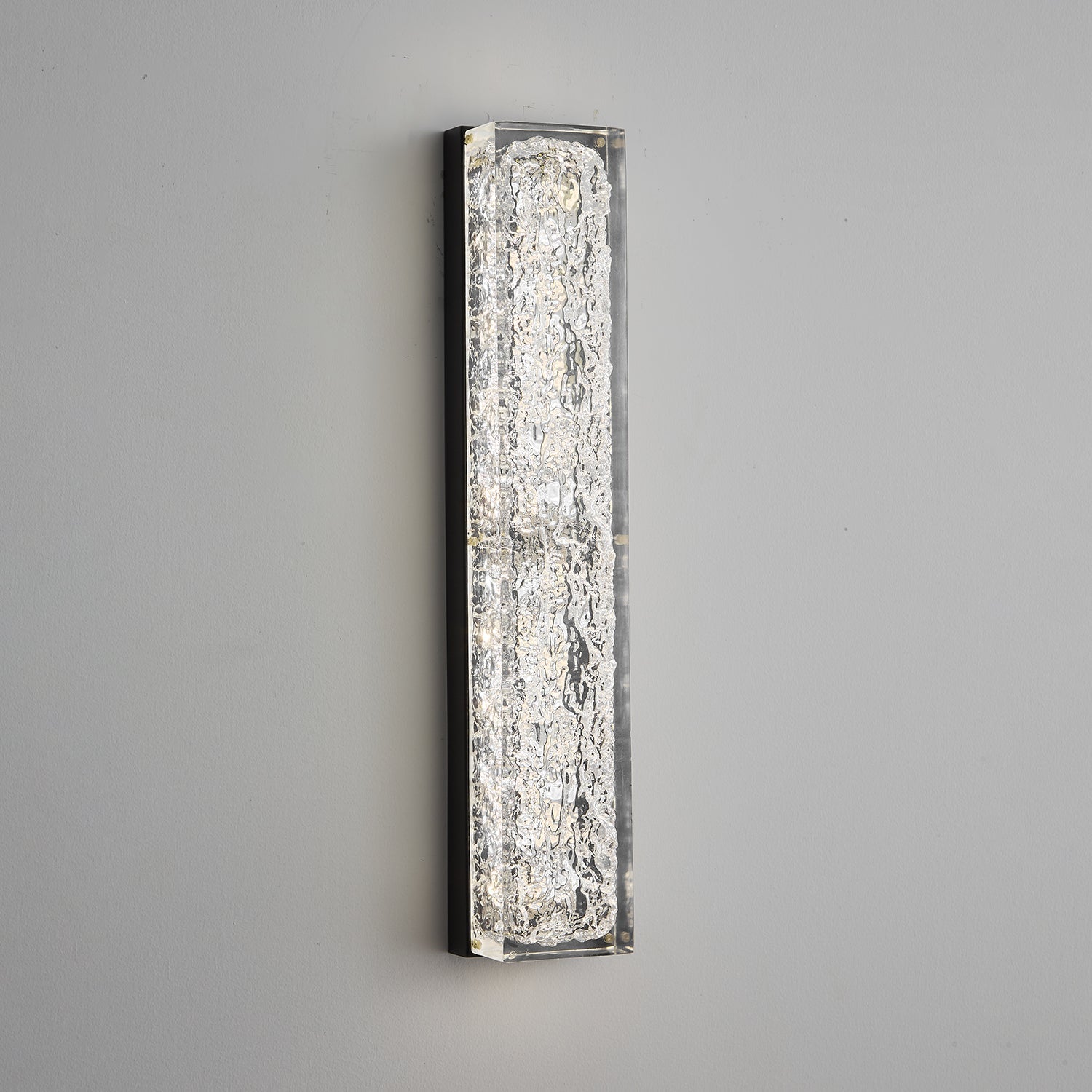 Mavi Prismatic Rectangle Resin Wall Lamp-Neutral Decor