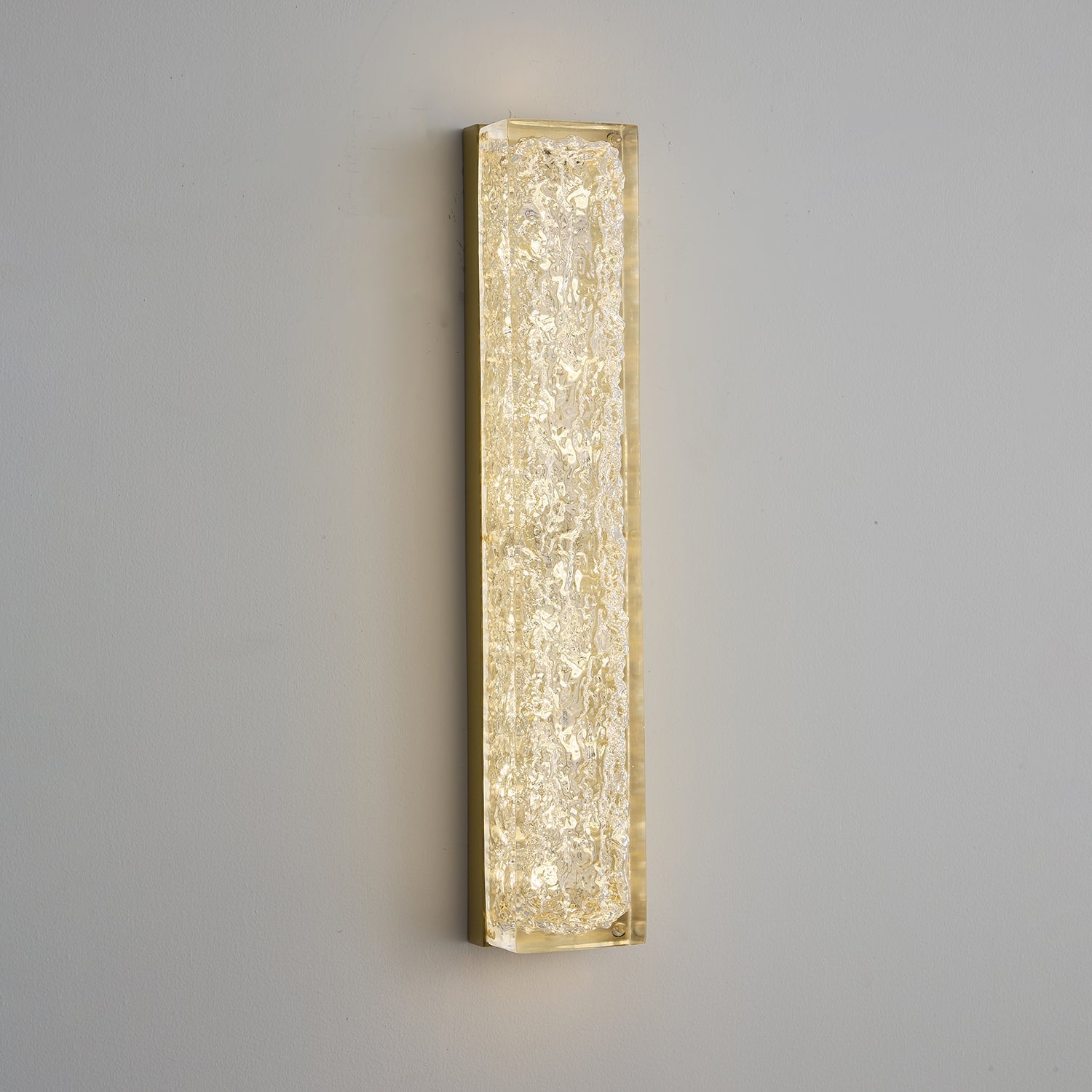 Mavi Prismatic Rectangle Resin Wall Lamp-Neutral Decor