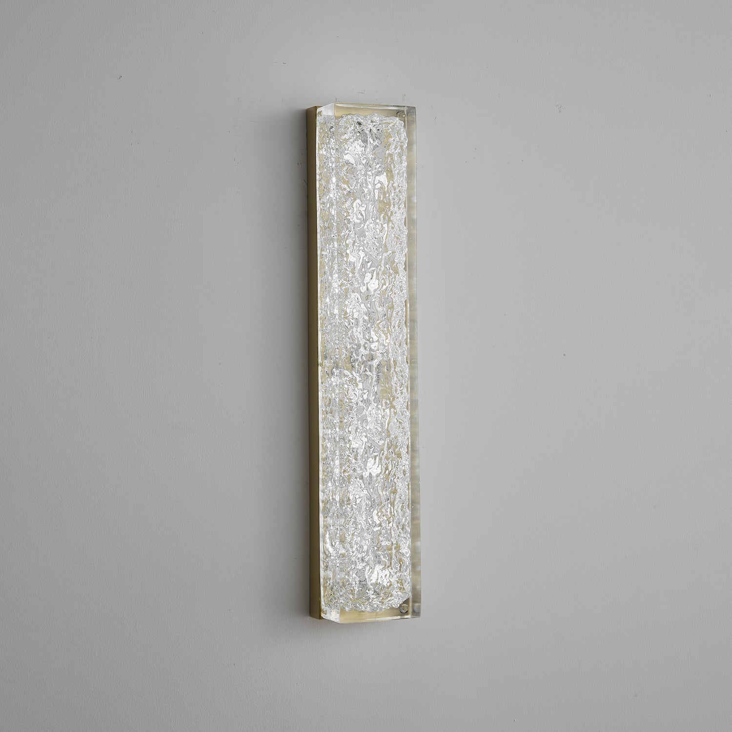 Mavi Prismatic Rectangle Resin Wall Lamp-Neutral Decor
