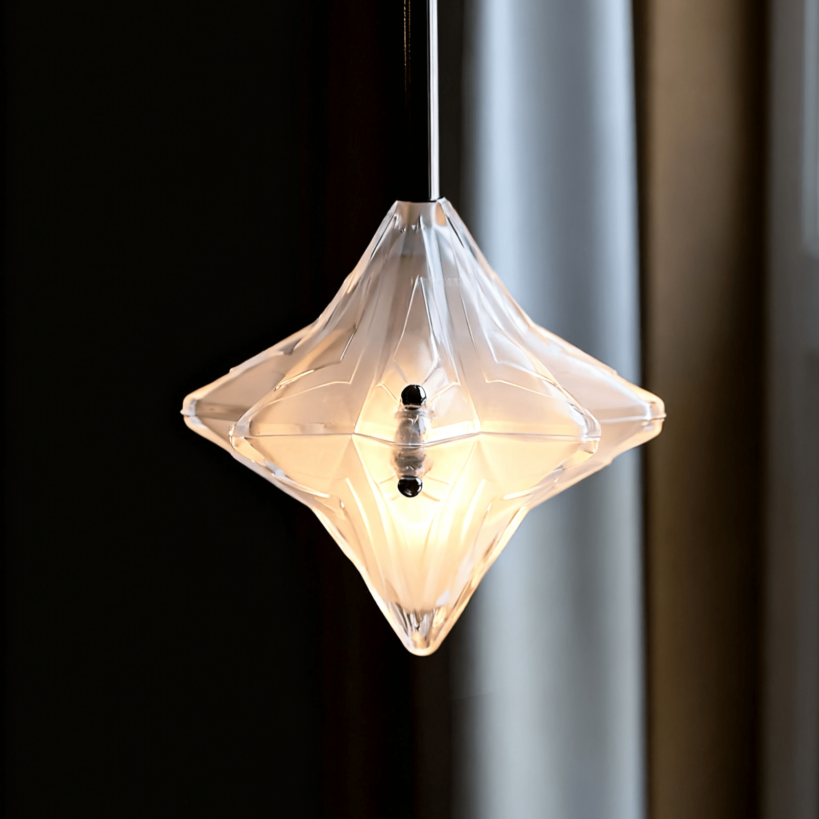 Prismatic Star Pendant Lamp-Neutral Decor