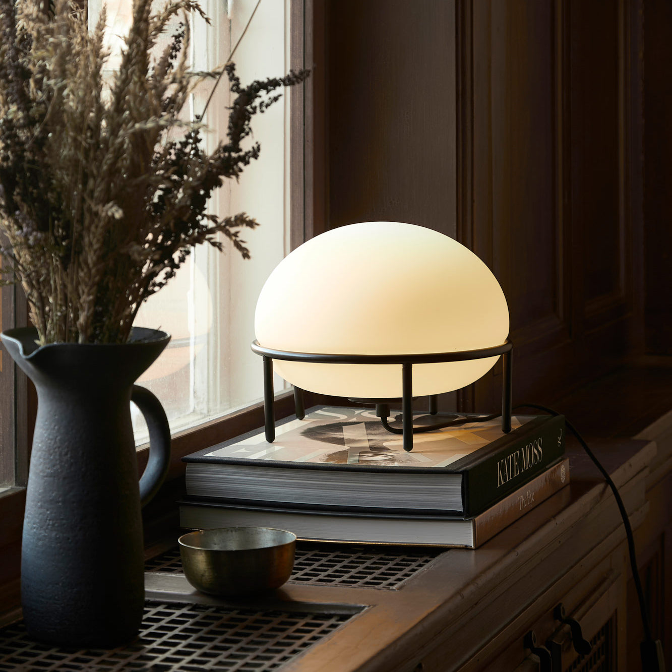 Celestia Sculptural Table Lamp-Neutral Decor