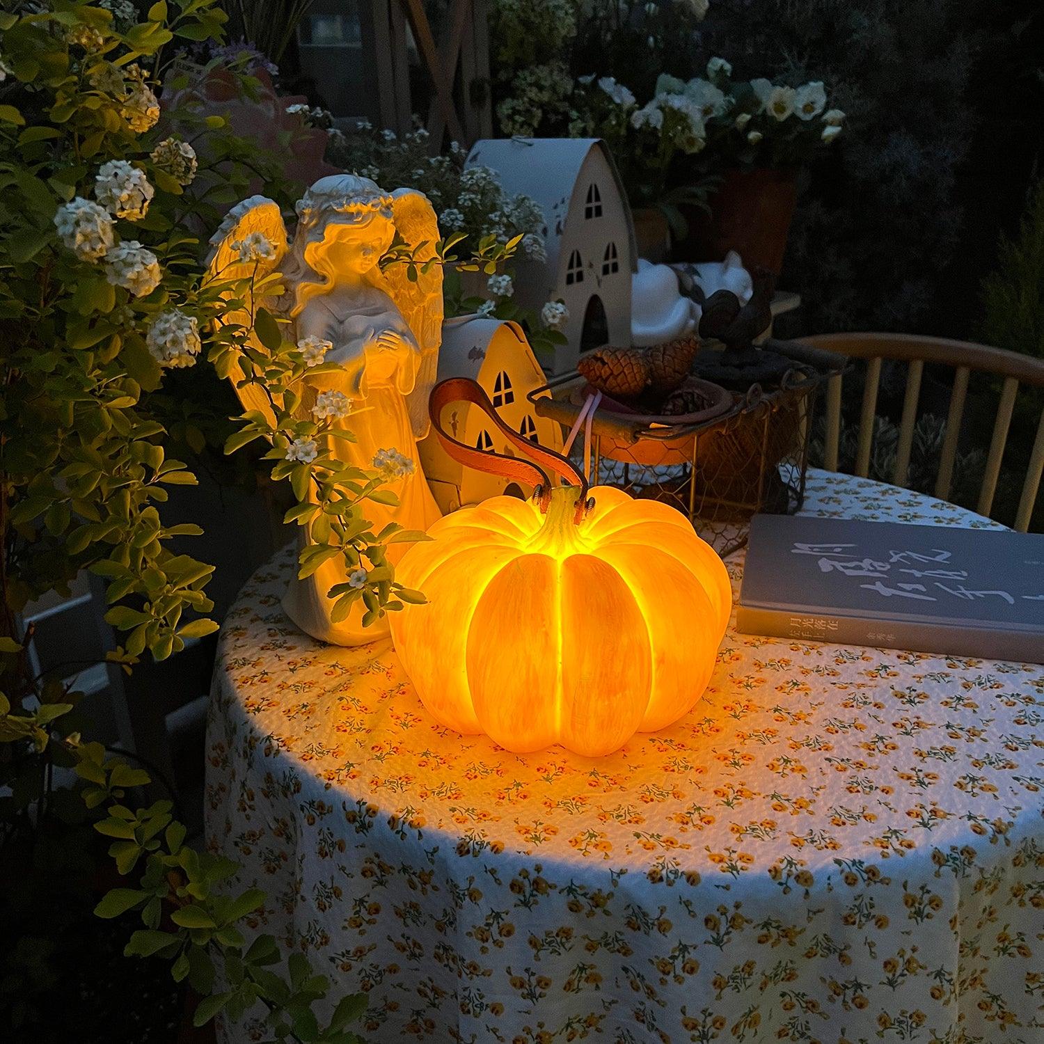 Pippa Table Lamp