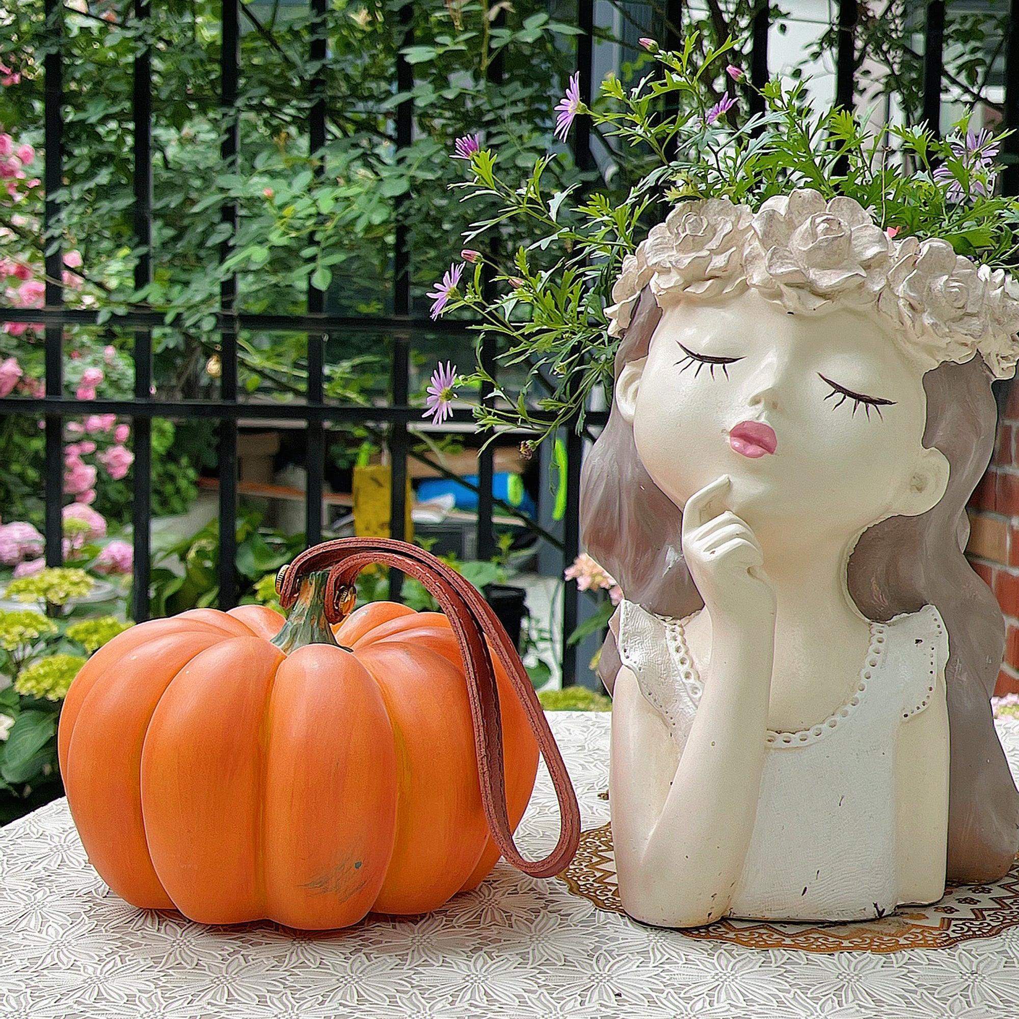 Pippa Table Lamp