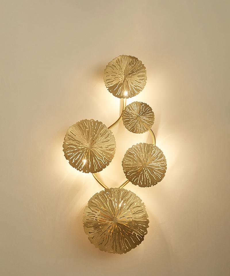 Rylso Wall Lamp Lotus Leaf Brass-Neutral Decor