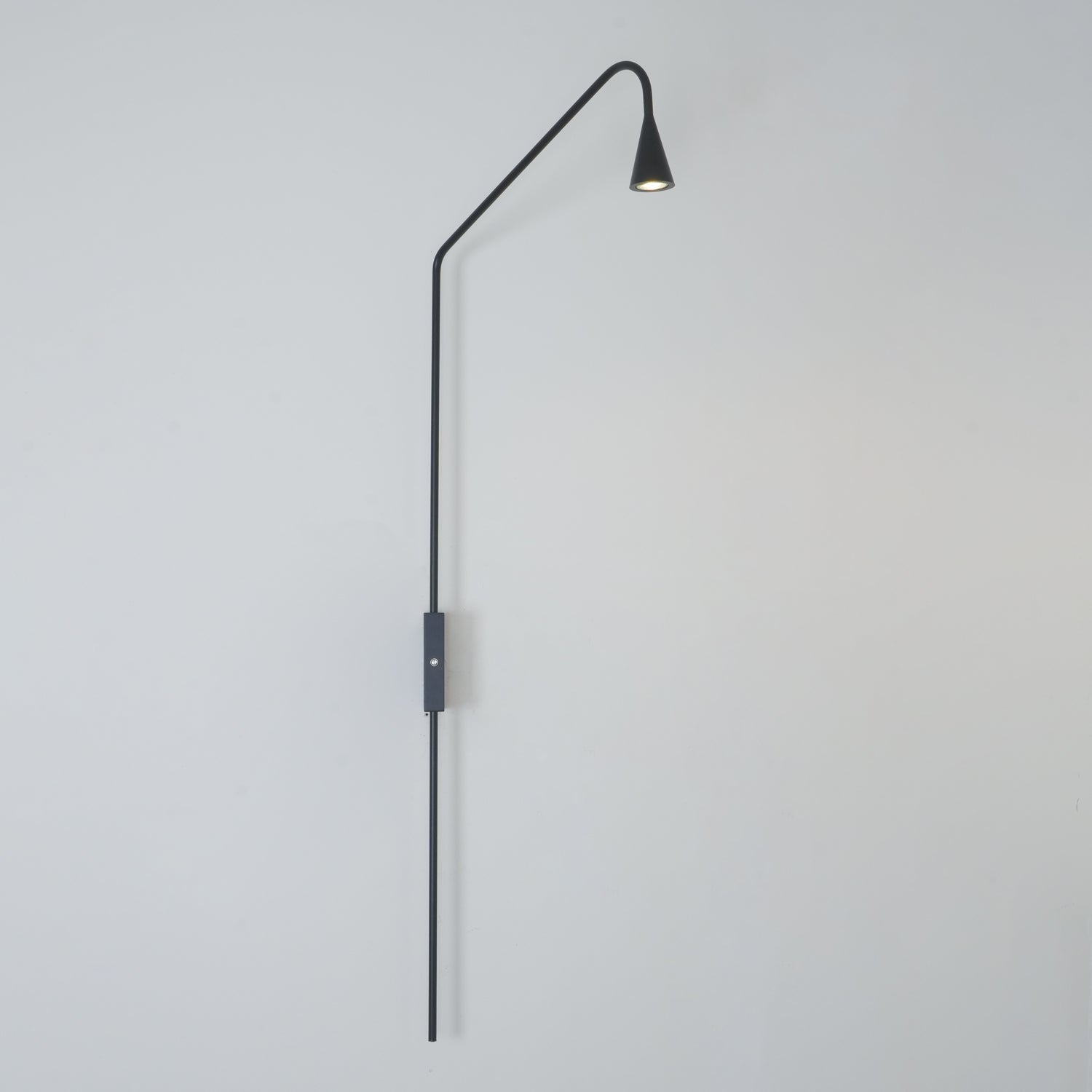 Vesolel Modern Minimalist Wall Lamp-Neutral Decor