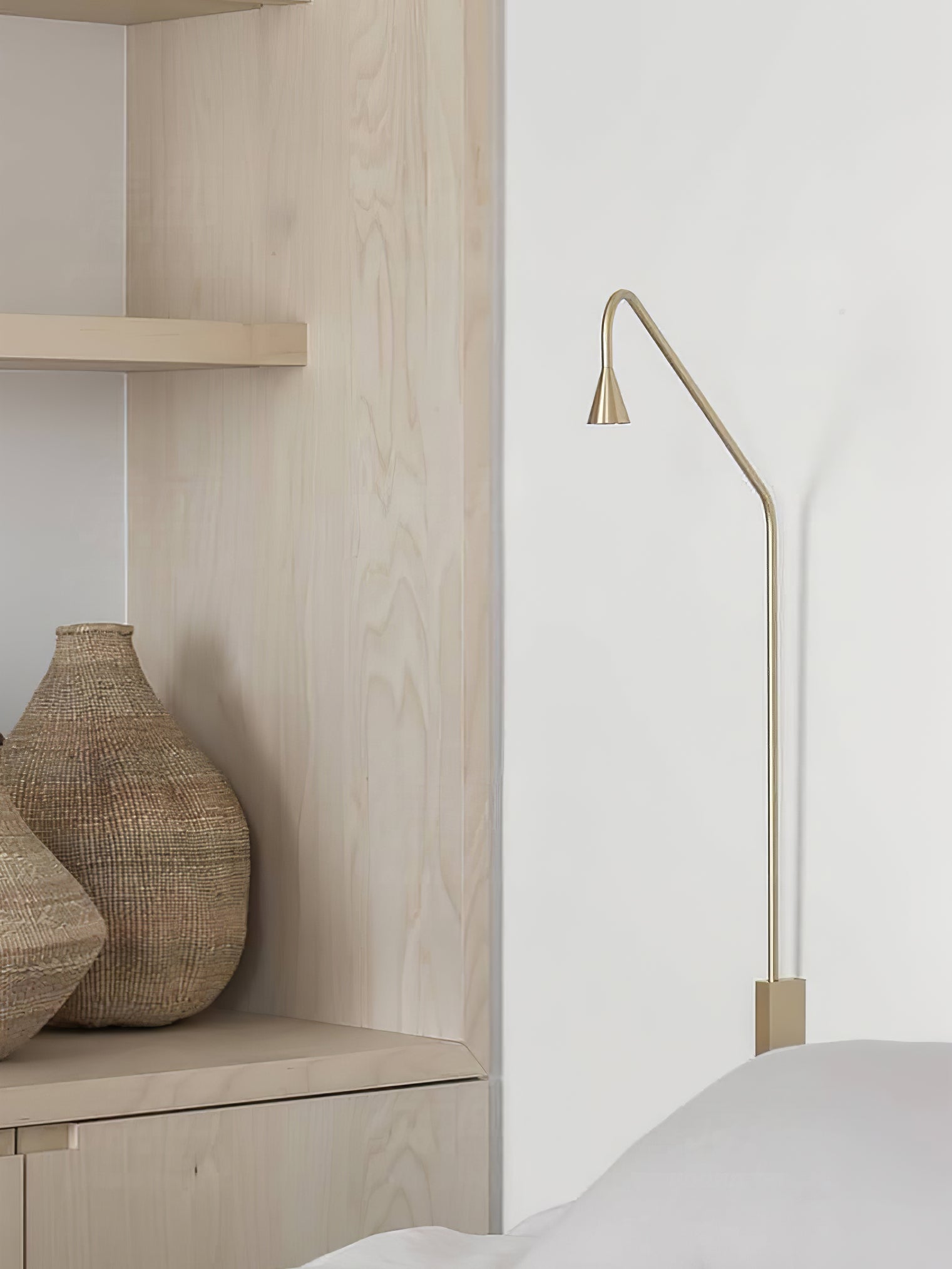 Vesolel Modern Minimalist Wall Lamp-Neutral Decor
