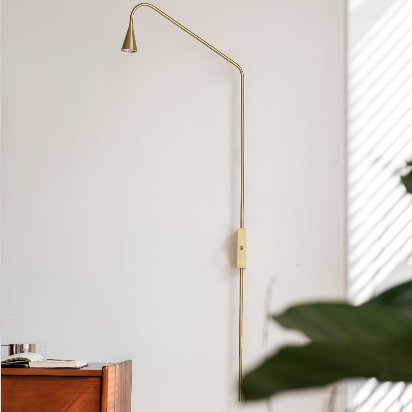 Vesolel Modern Minimalist Wall Lamp-Neutral Decor