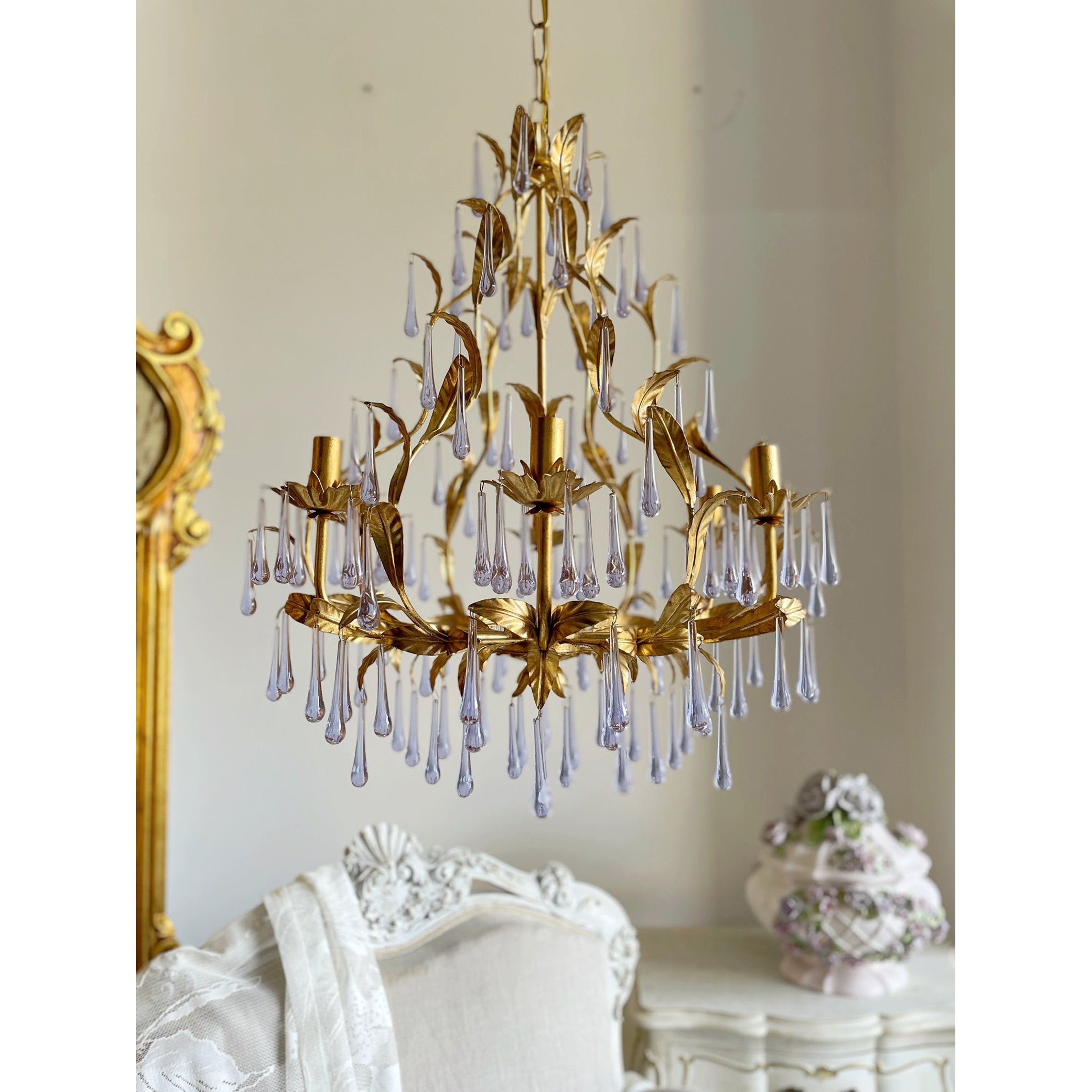 Ilvenel Chandelier