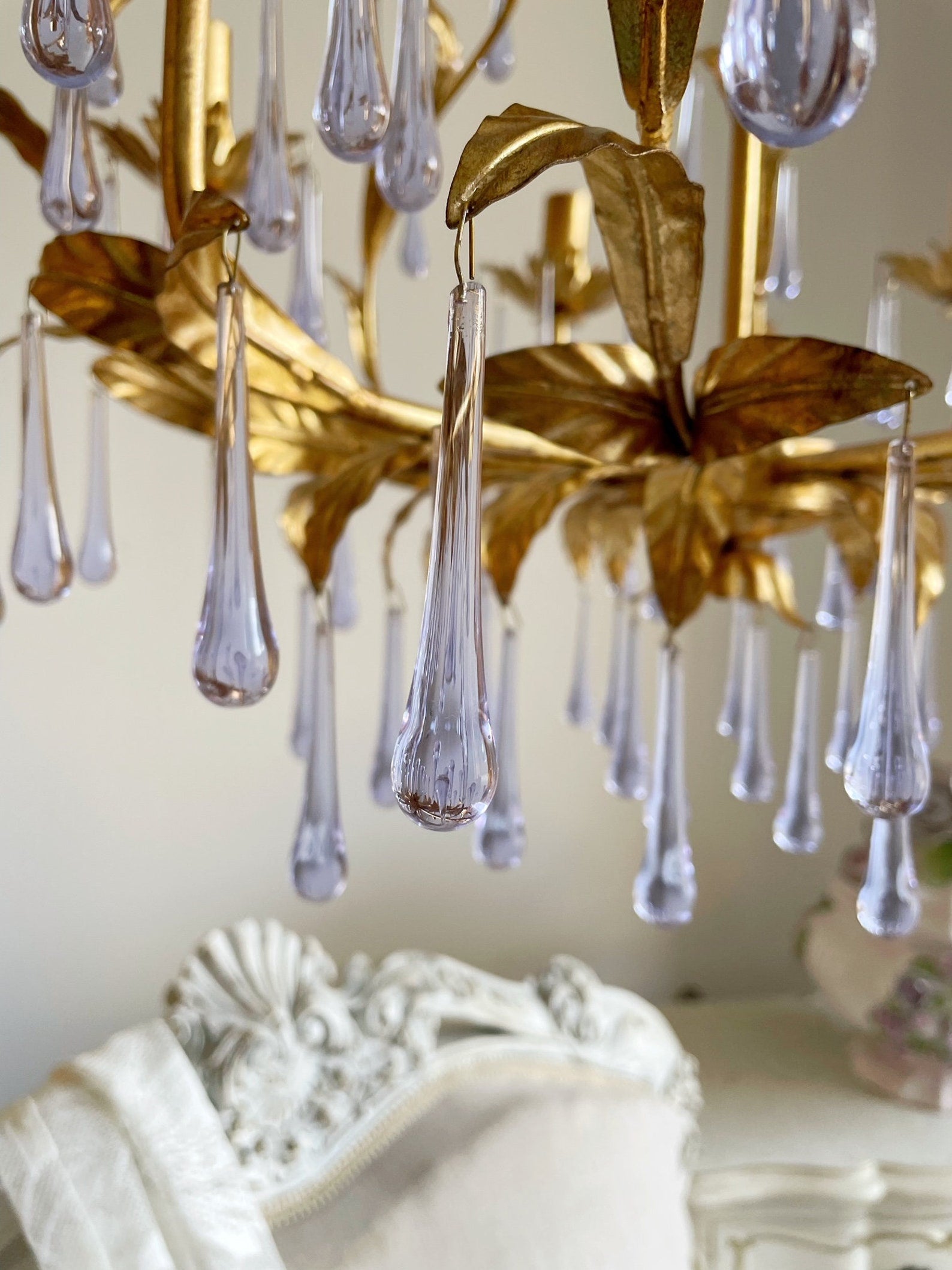 Ilvenel Chandelier