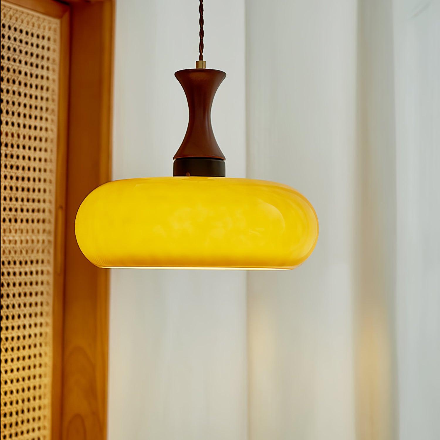 Cadenza Wood Retro Pendant Lamp-Neutral Decor