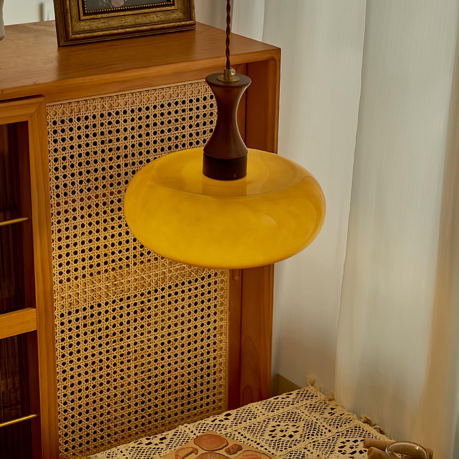 Cadenza Wood Retro Pendant Lamp-Neutral Decor